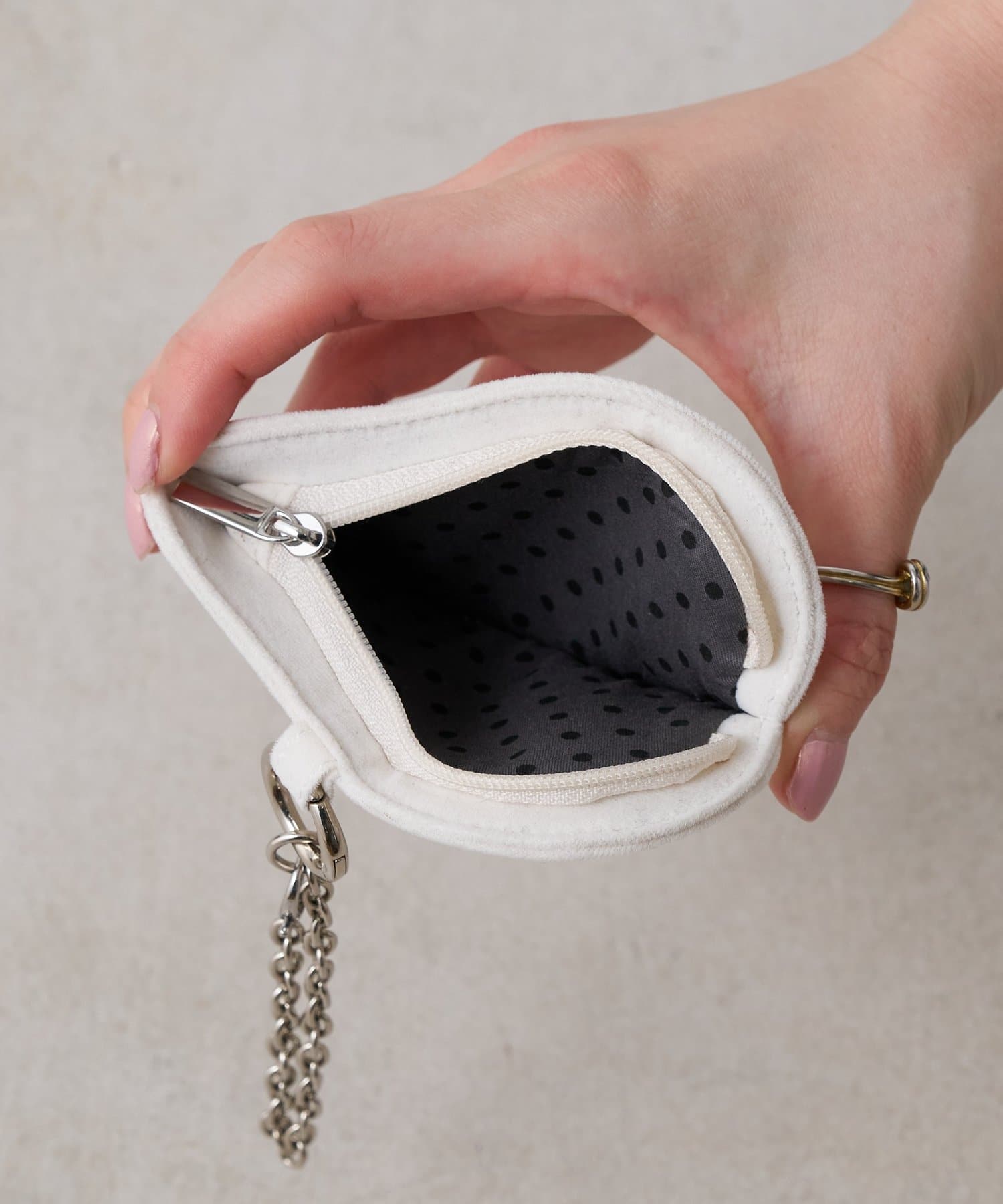 BIRTHDAY BAR(バースデイバー) 【インフルエンサー yuna企画】サテンマルシェバッグ天使の羽ポーチ付き