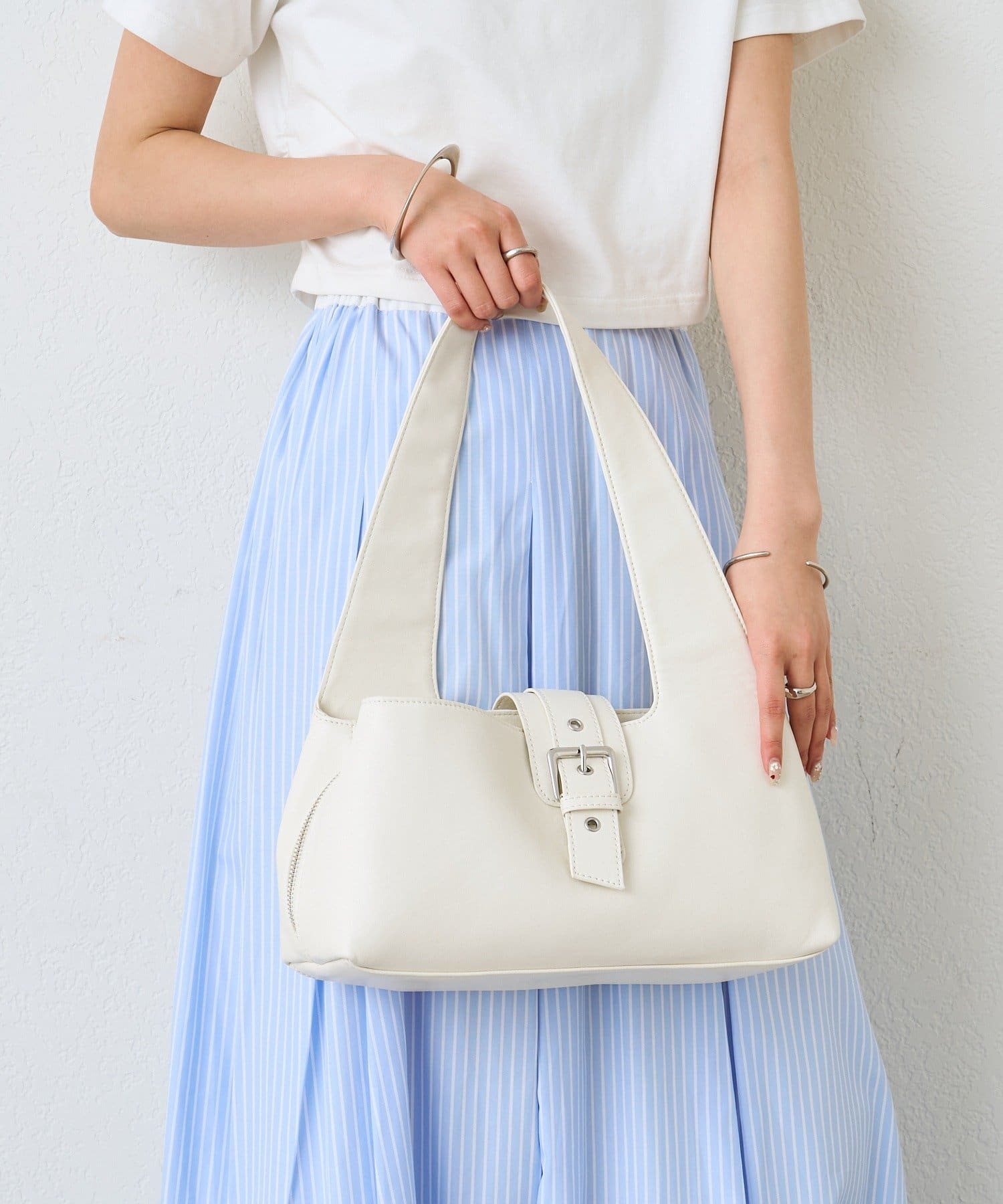 mystic(ミスティック) ベルトフラップBAG