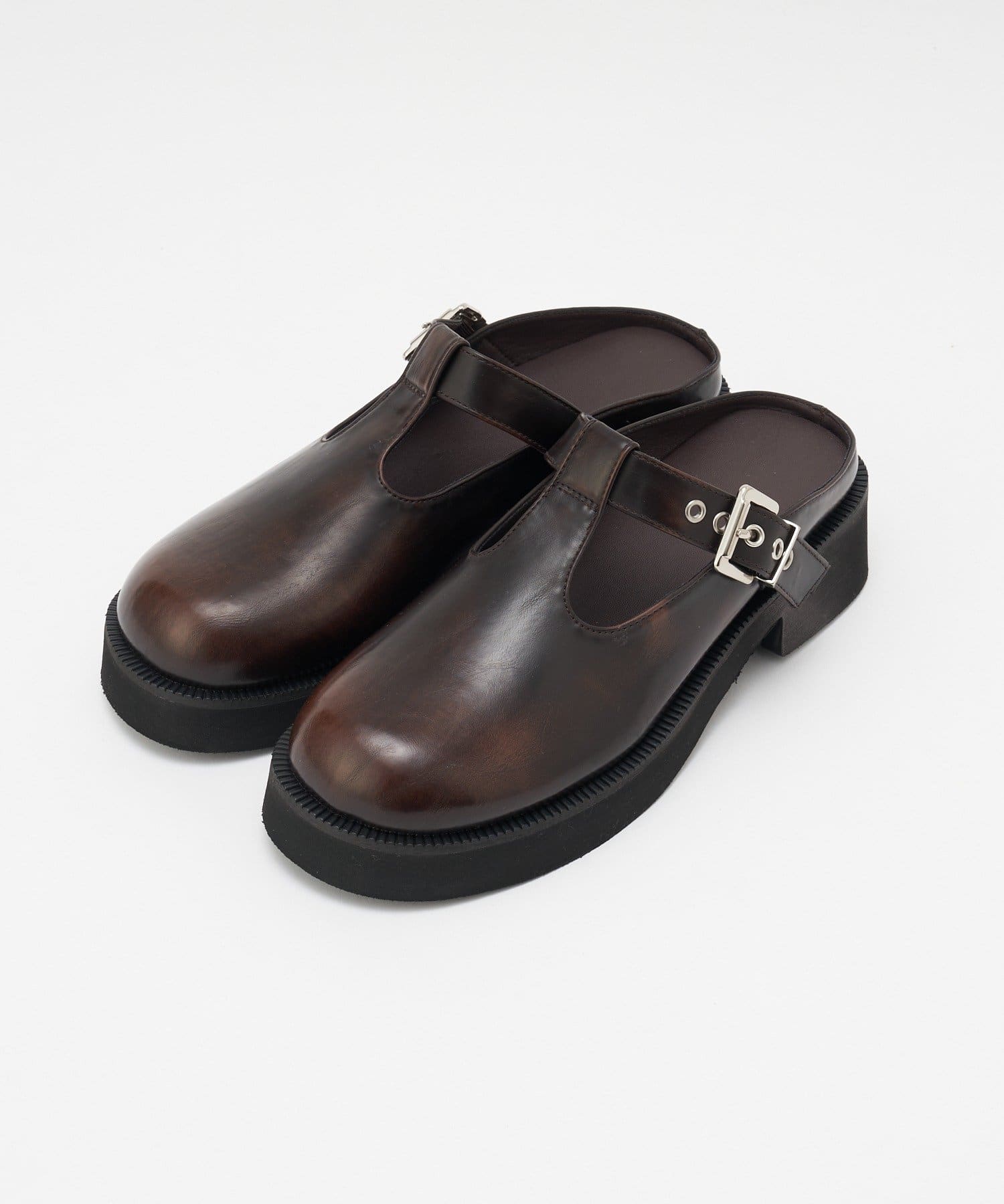 CIAOPANIC(チャオパニック) Tストラップレザーサボ