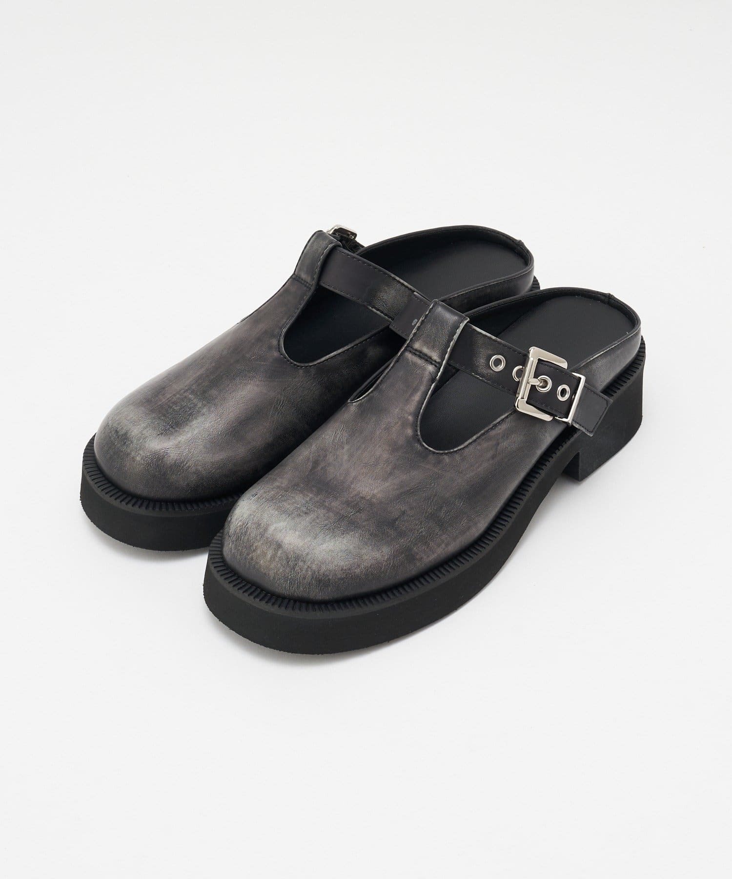 CIAOPANIC(チャオパニック) Tストラップレザーサボ