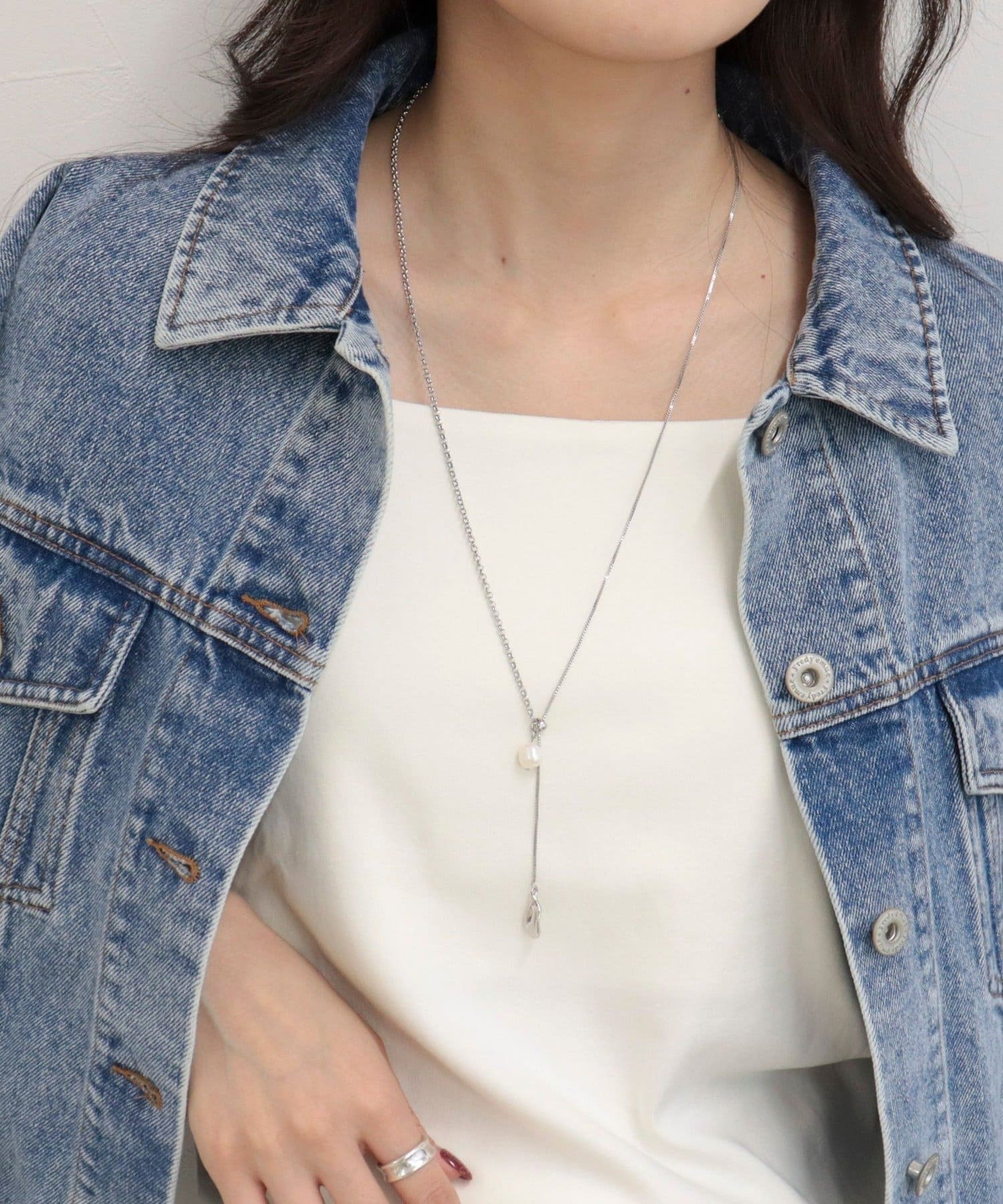 FREDY & GLOSTER(フレディ アンド グロスター) パールチャームY字ネックレス