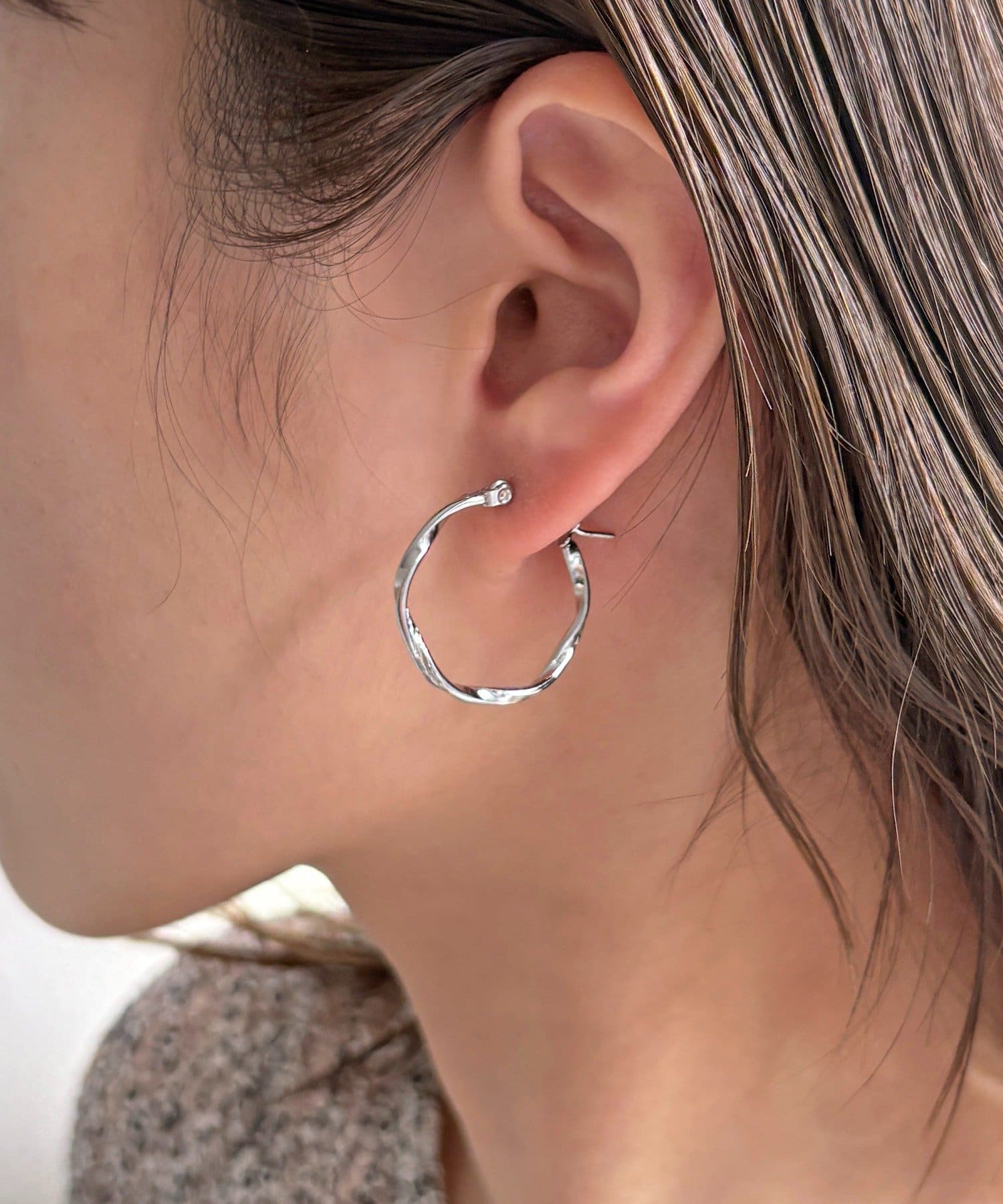 Lattice(ラティス) ＜ステンレス＞フープピアス