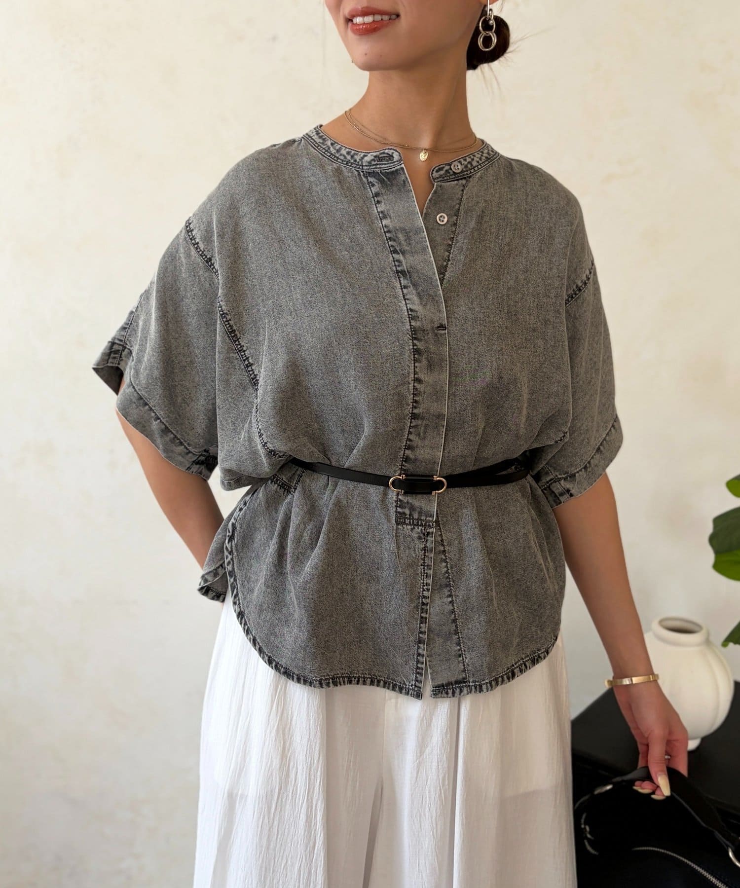 Chez toi(シェトワ) パウダー加工デニムドルマンブラウス