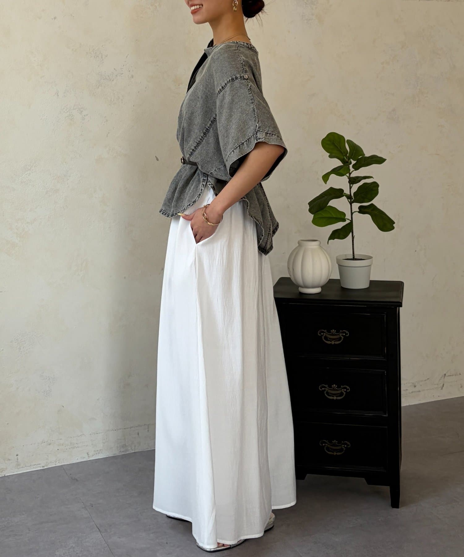 Chez toi(シェトワ) パウダー加工デニムドルマンブラウス