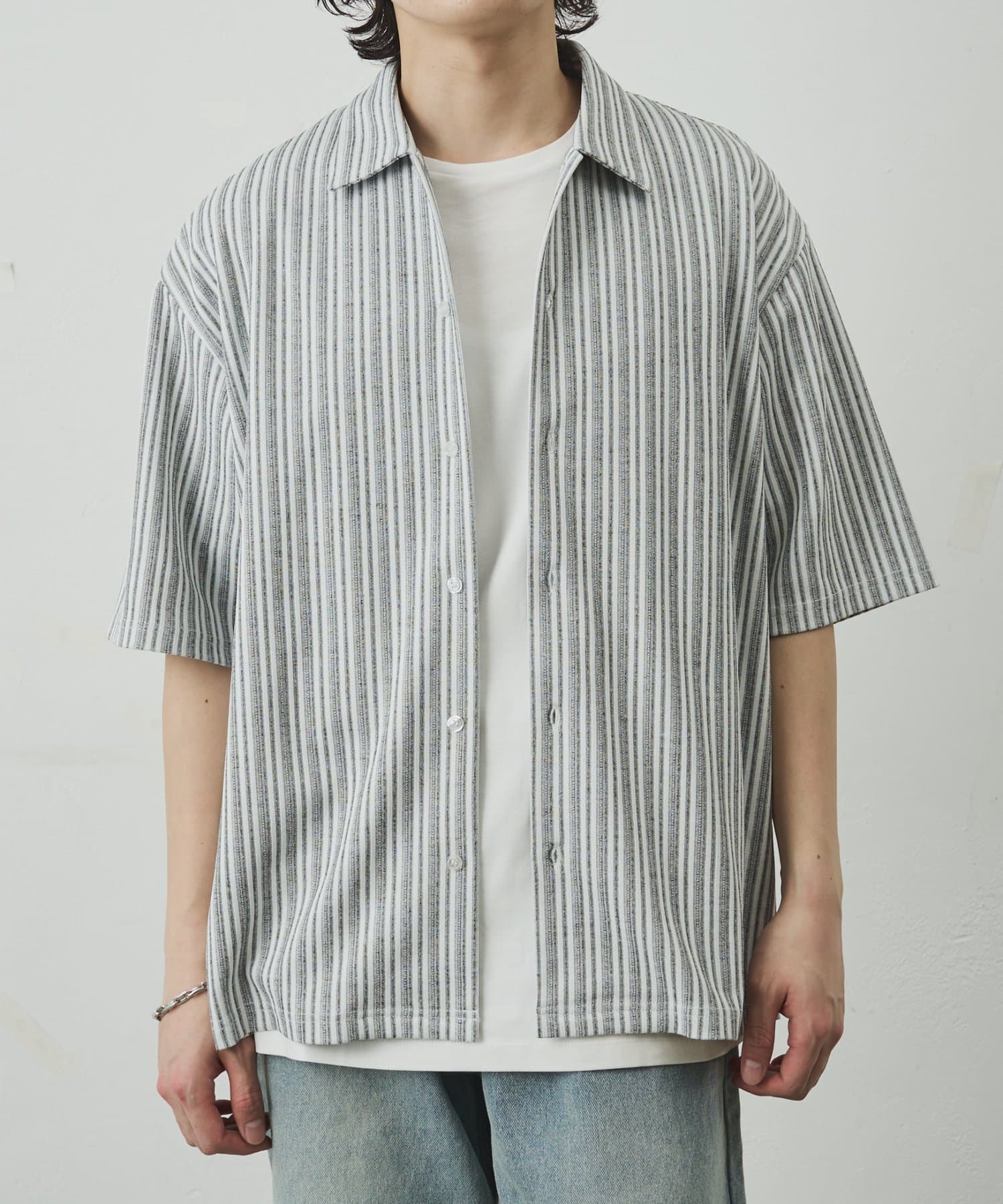 COLONY 2139(コロニー トゥーワンスリーナイン) ストライプジャガード半袖シャツ