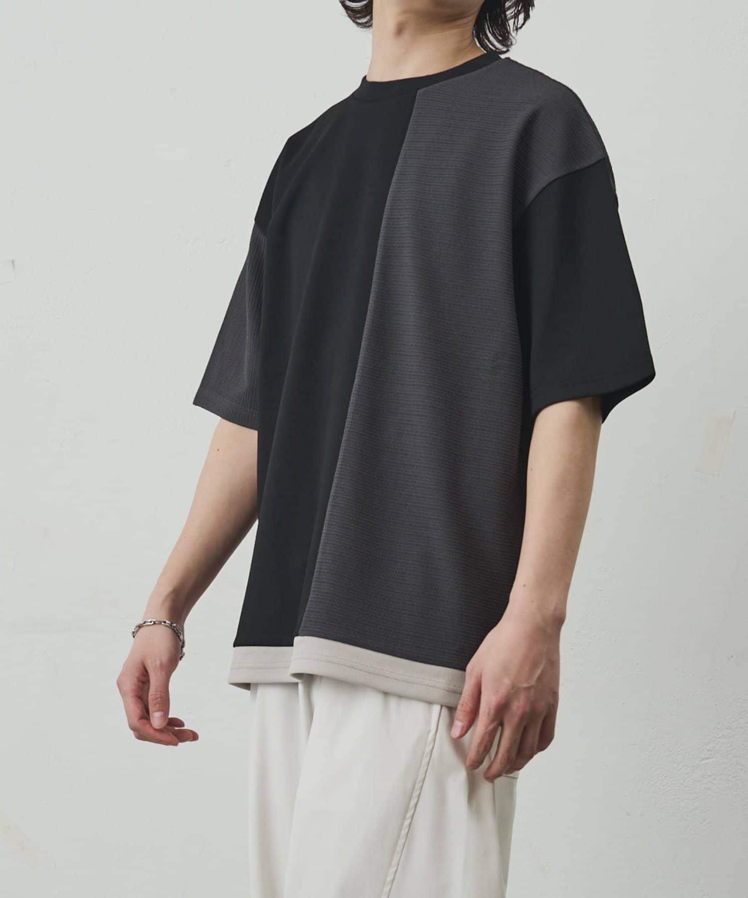 COLONY 2139(コロニー トゥーワンスリーナイン) ジャガード切替Tシャツ