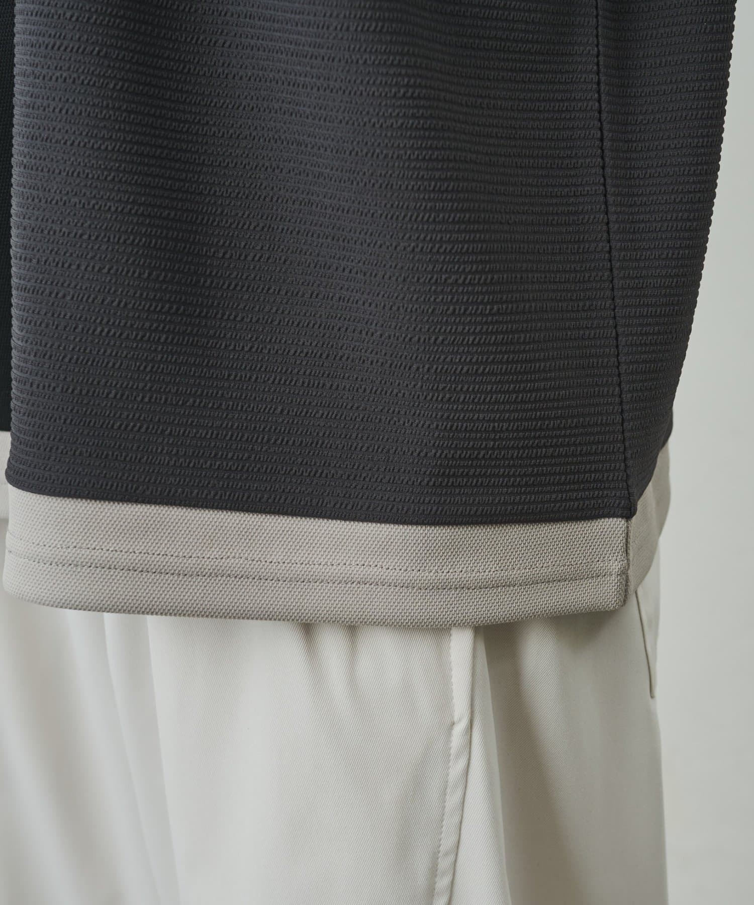 COLONY 2139(コロニー トゥーワンスリーナイン) ジャガード切替Tシャツ