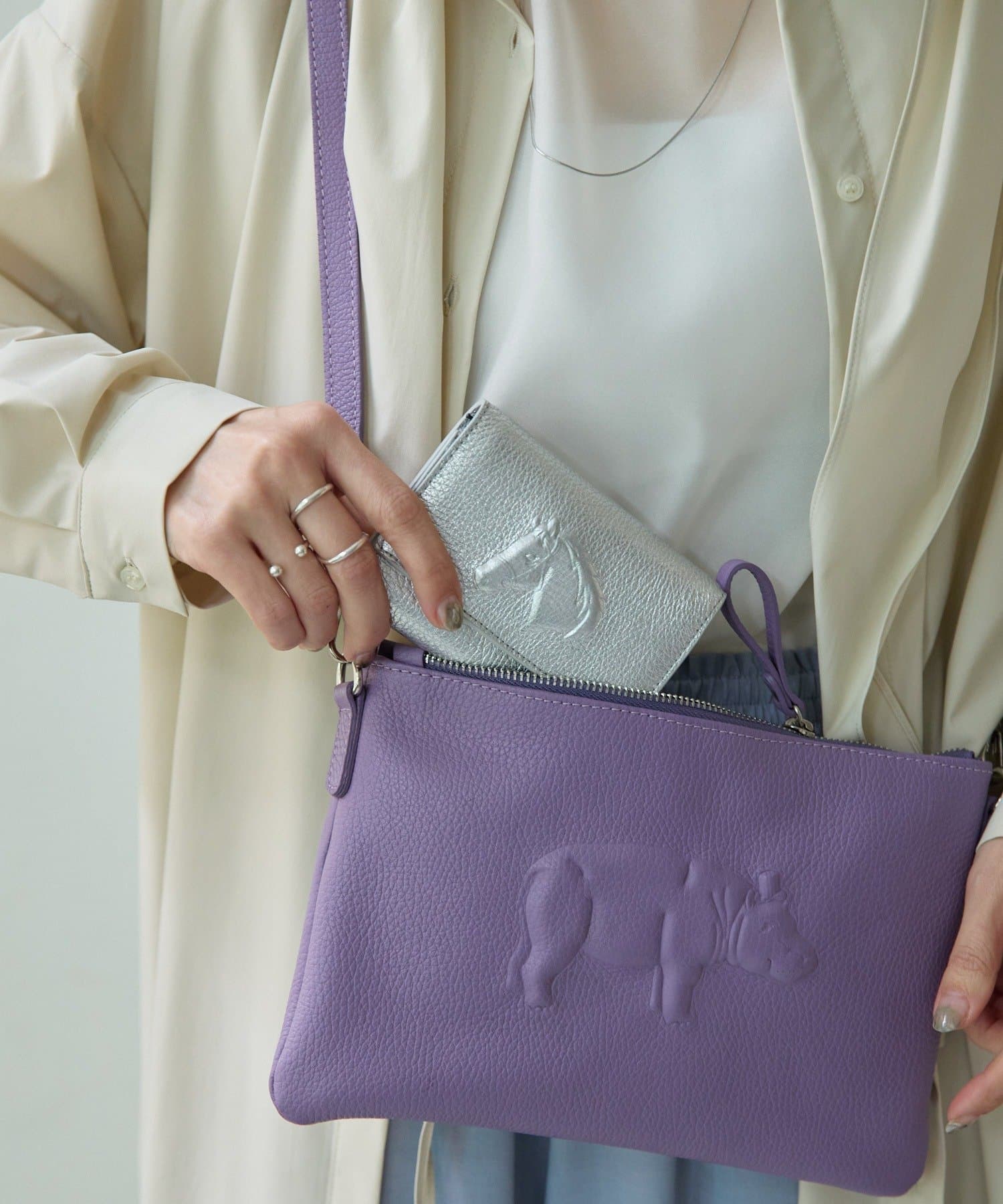 ear PAPILLONNER(イア パピヨネ) 【IOPELLE(イオペレ)】犬/馬/カバ/アニマルスタンプショルダーバッグ