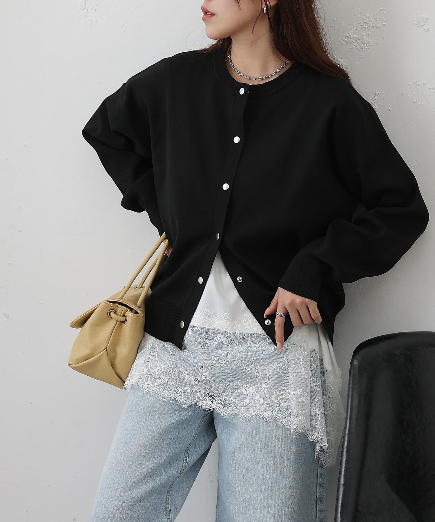 COLONY 2139(コロニー トゥーワンスリーナイン) 裾レースイレヘムノースリーブプルオーバー