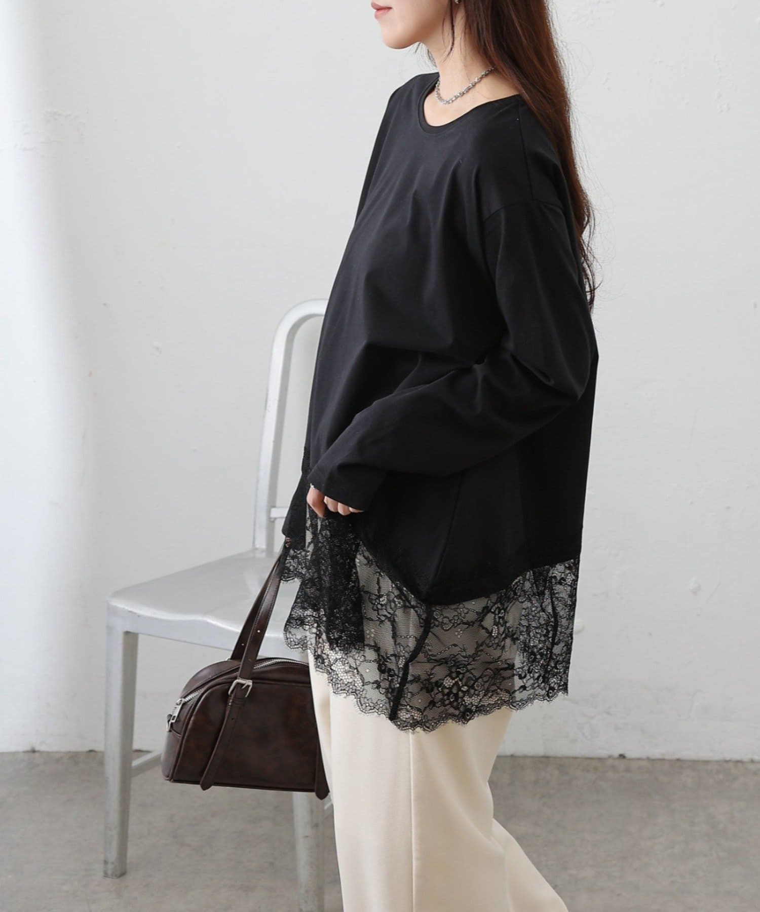 COLONY 2139(コロニー トゥーワンスリーナイン) 裾レースイレヘムTシャツ