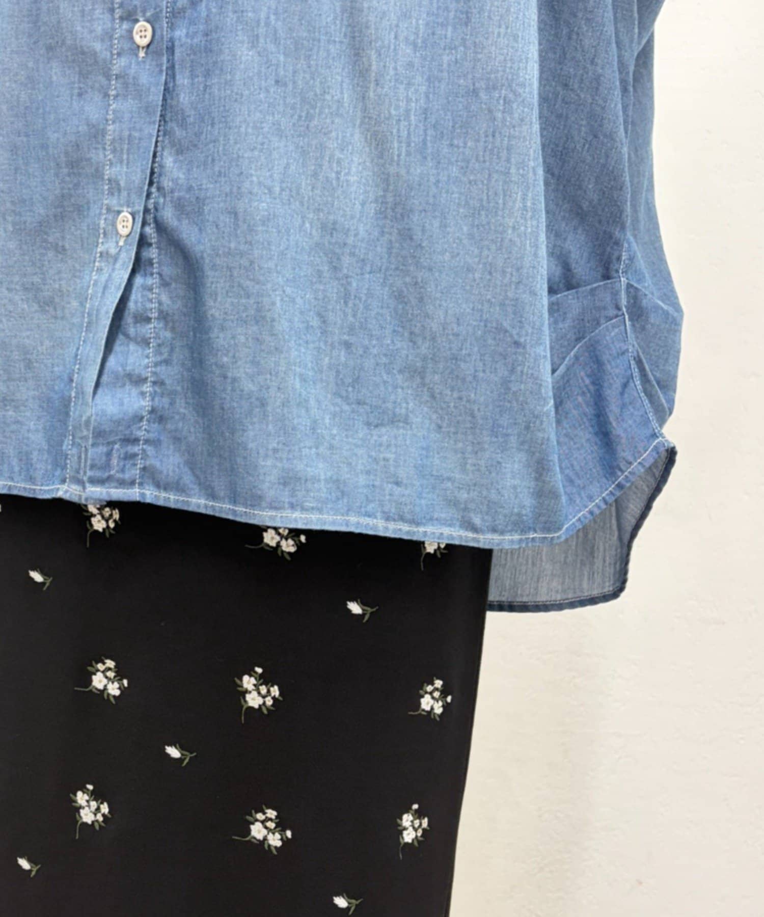 LOUNGEDRESS(ラウンジドレス) 【@_shirabe.s_コラボ】シアーデニムタックシャツ