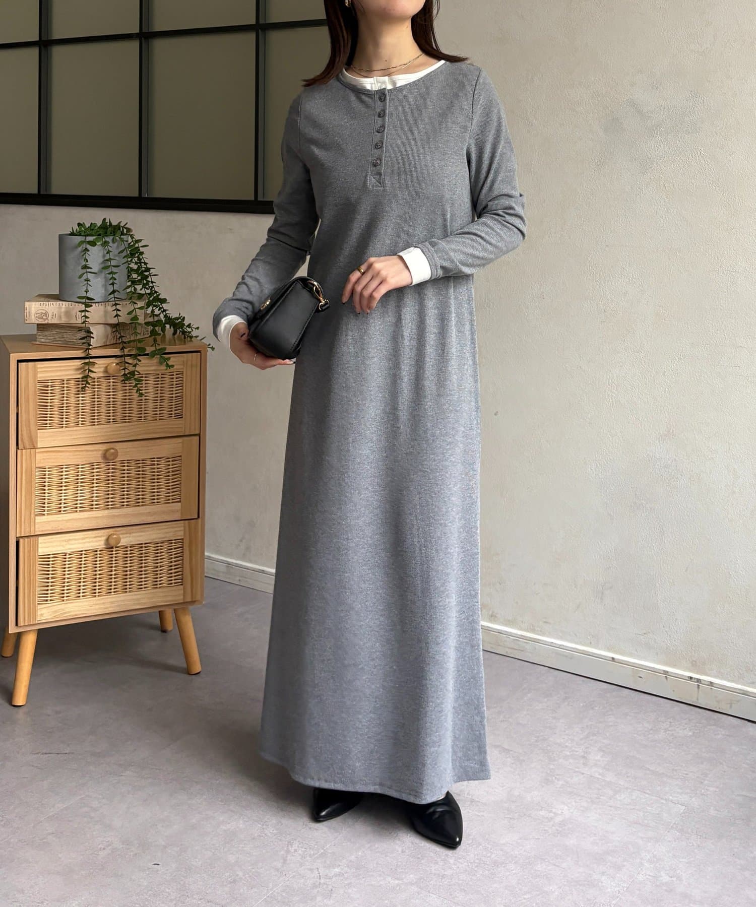 Thevon.(ゼヴォン) カットリブレイヤードヘンリーネックワンピース