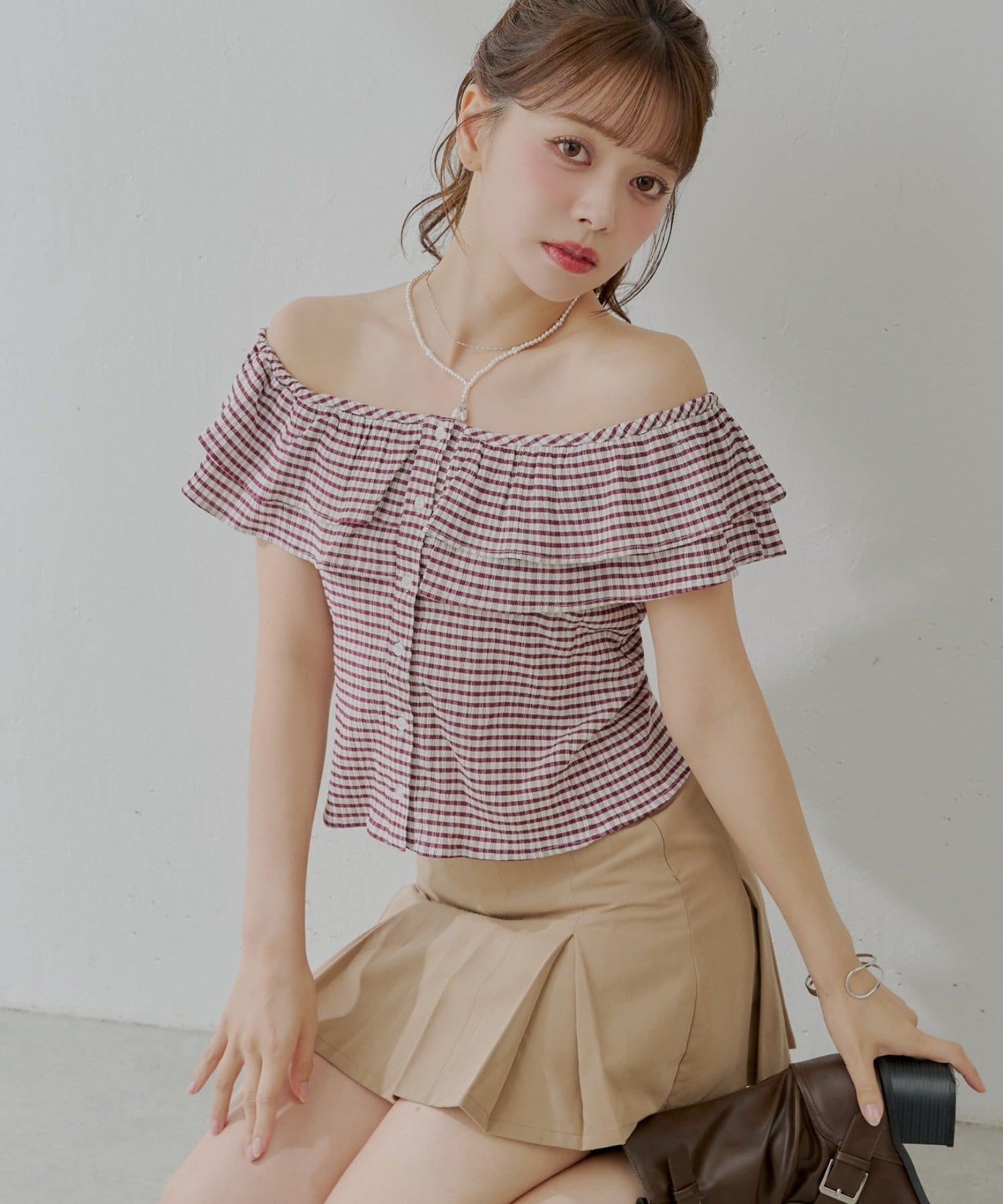 OUTLET(アウトレット) 【Chico】フロントボタンフリルデザインブラウス