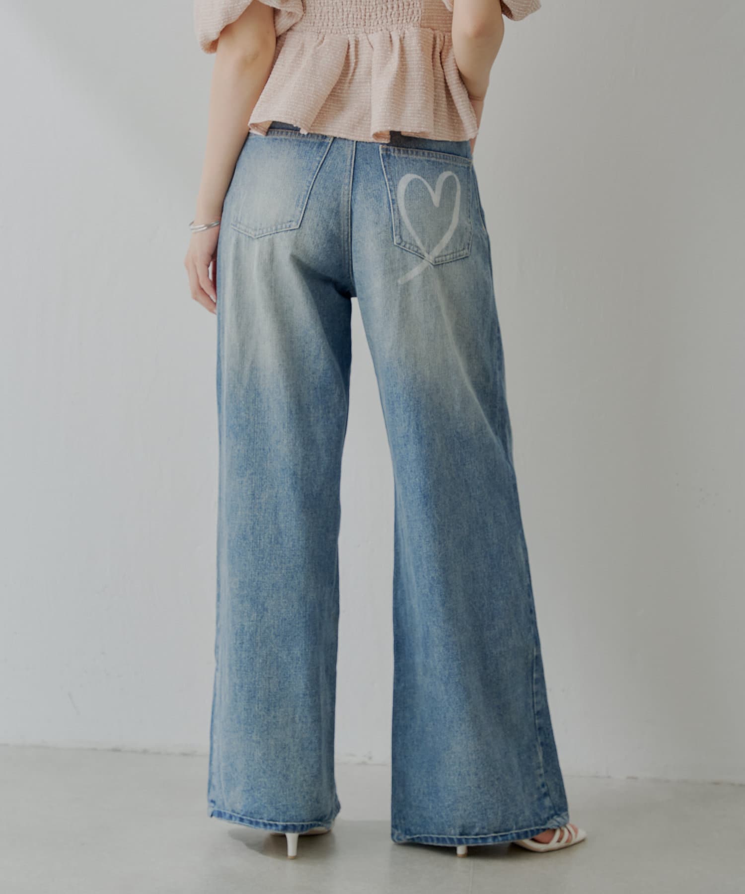 OUTLET(アウトレット) 【Chico】ハートプリントボックスワイドデニムパンツ