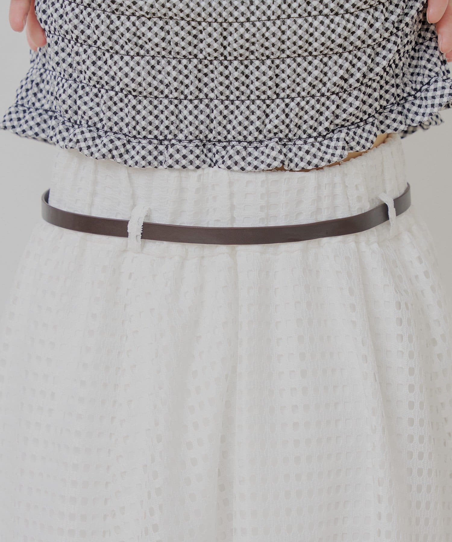 OUTLET(アウトレット) 【Chico】レザーベルト付きドットメッシュフレアスカート
