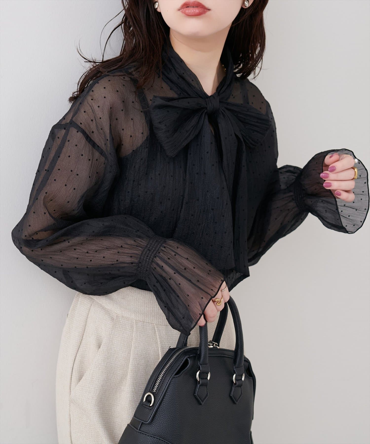 natural couture(ナチュラルクチュール) シアーボウタイブラウス