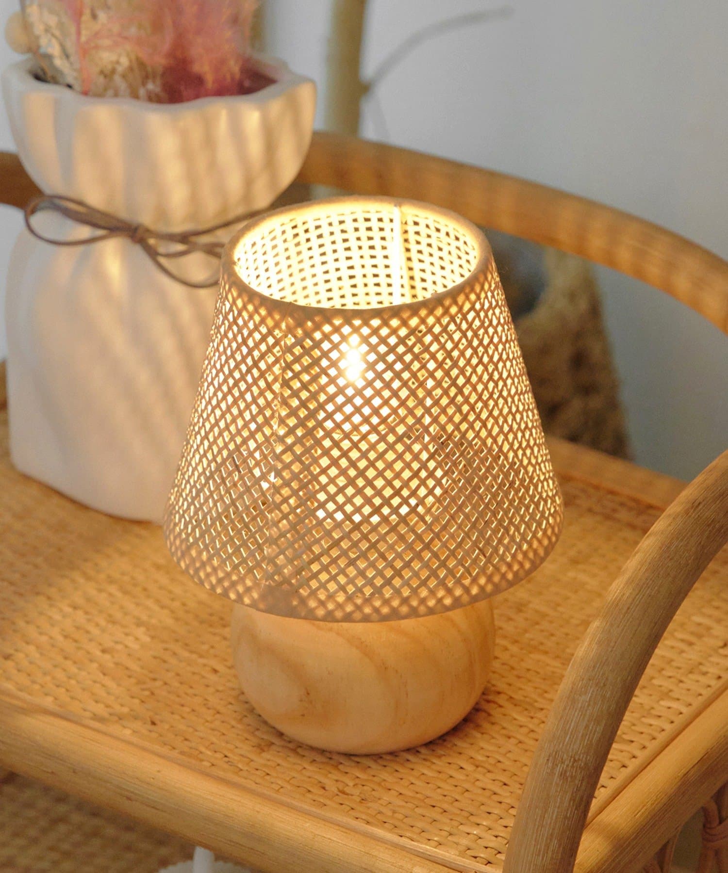 salut!(サリュ) ラタンテーブルランプ／mignon
