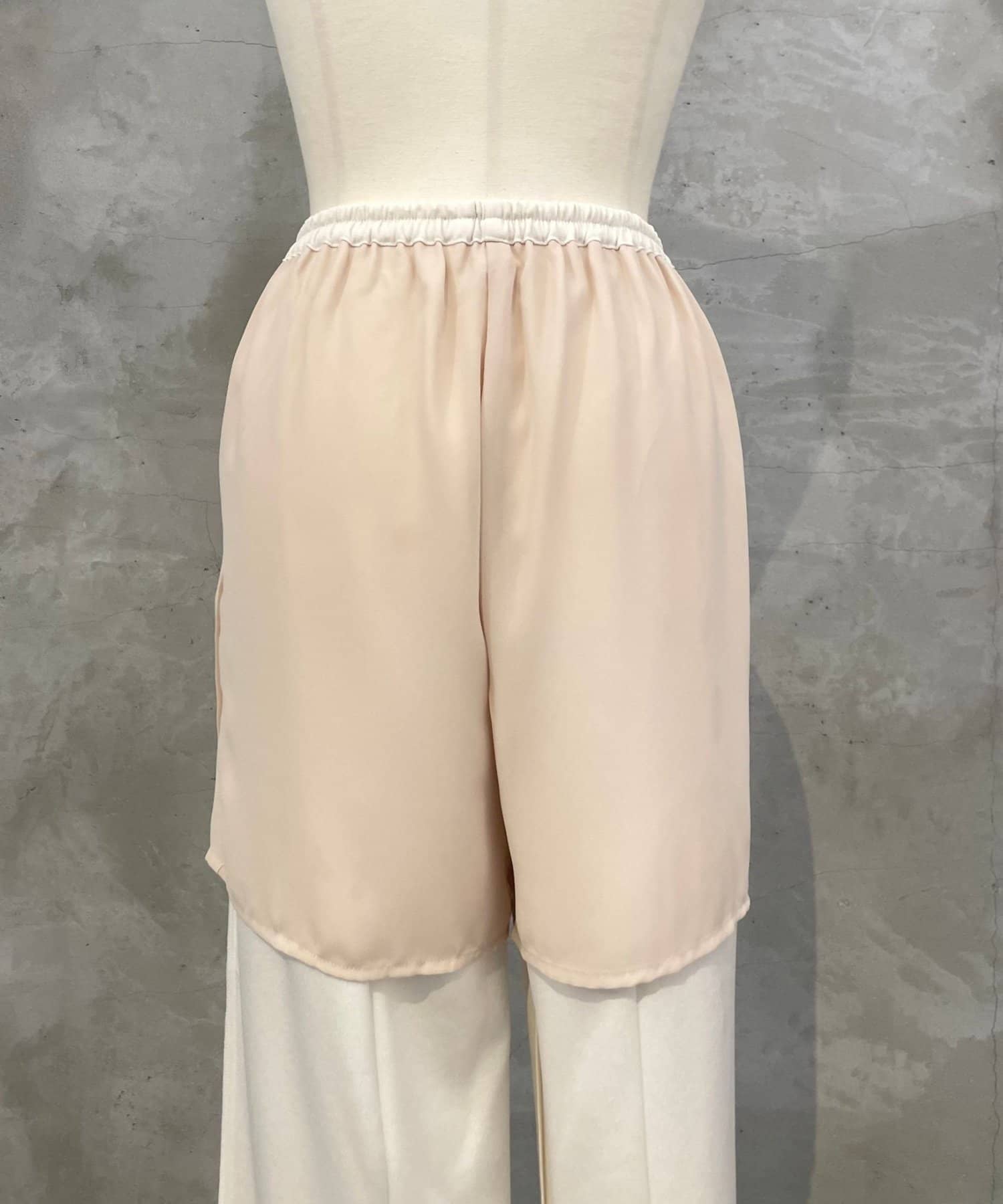 BEARDSLEY(ビアズリー) 《3/28(土)12時予約開始》バックサテンイージーパンツ《LIVETART》