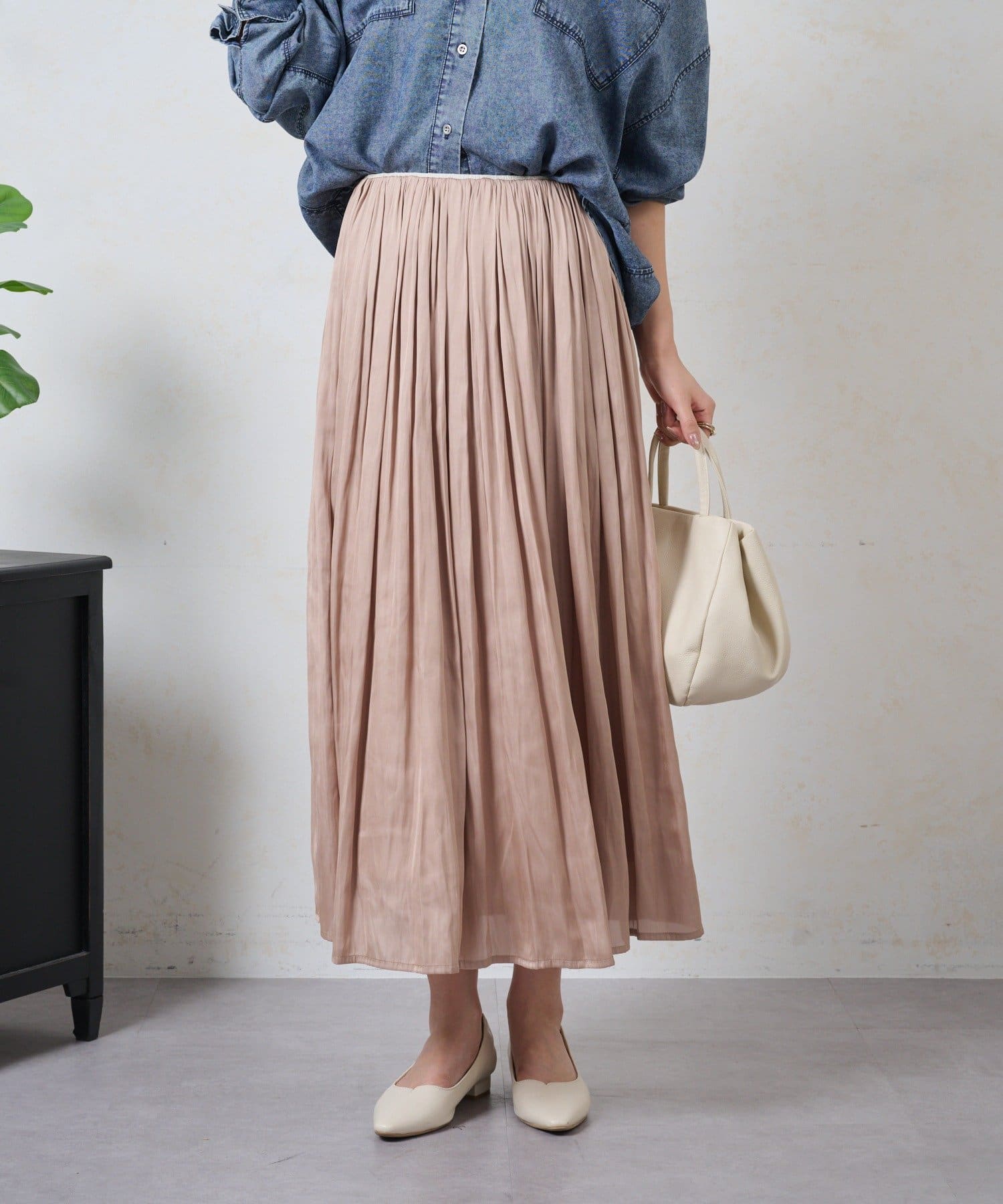 Jena　espace merveilleux(ジェナ　エスパスメルヴェイユ) 細ラインフレアスカート