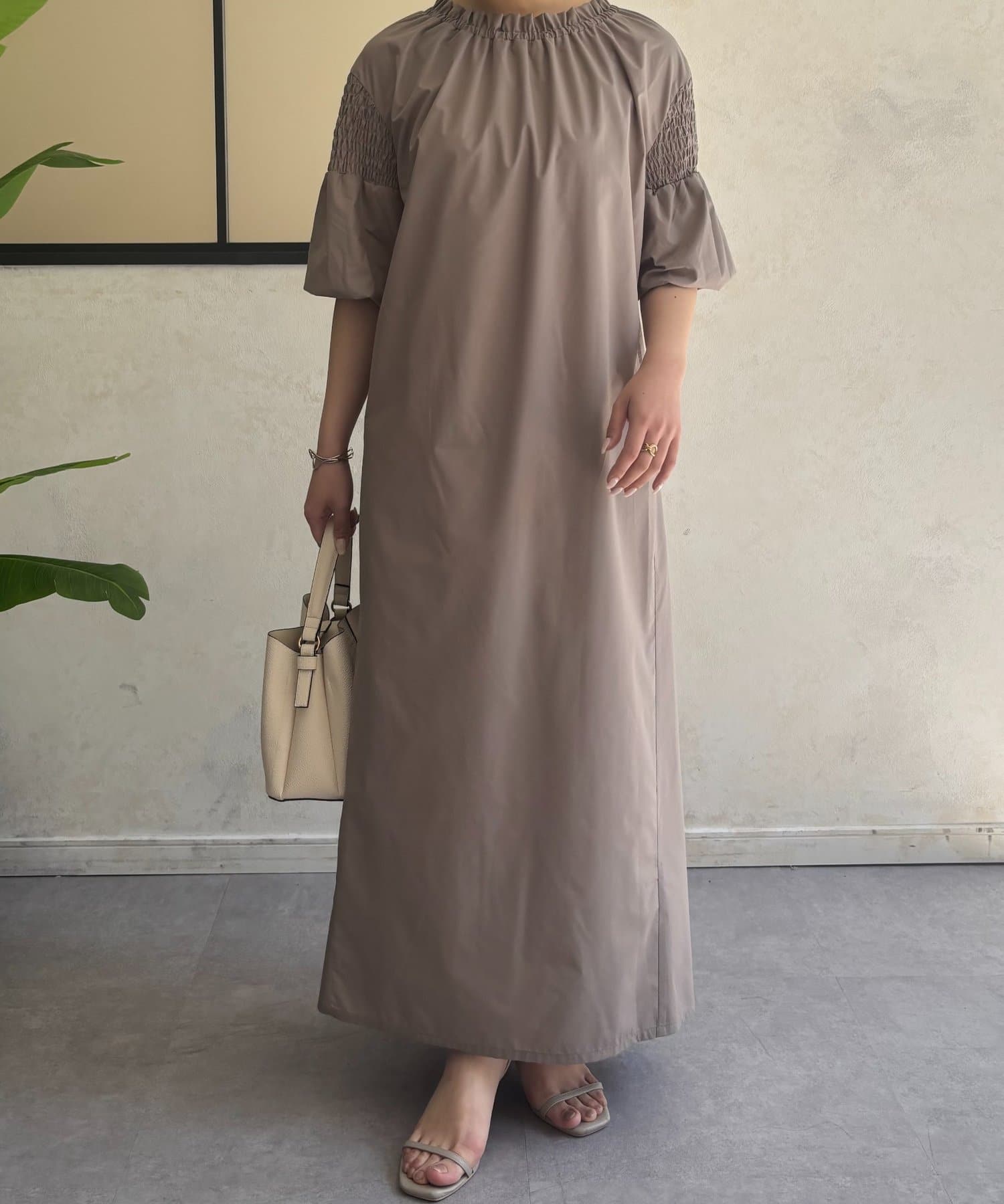 Jena　espace merveilleux(ジェナ　エスパスメルヴェイユ) ハーフスリーブワンピース