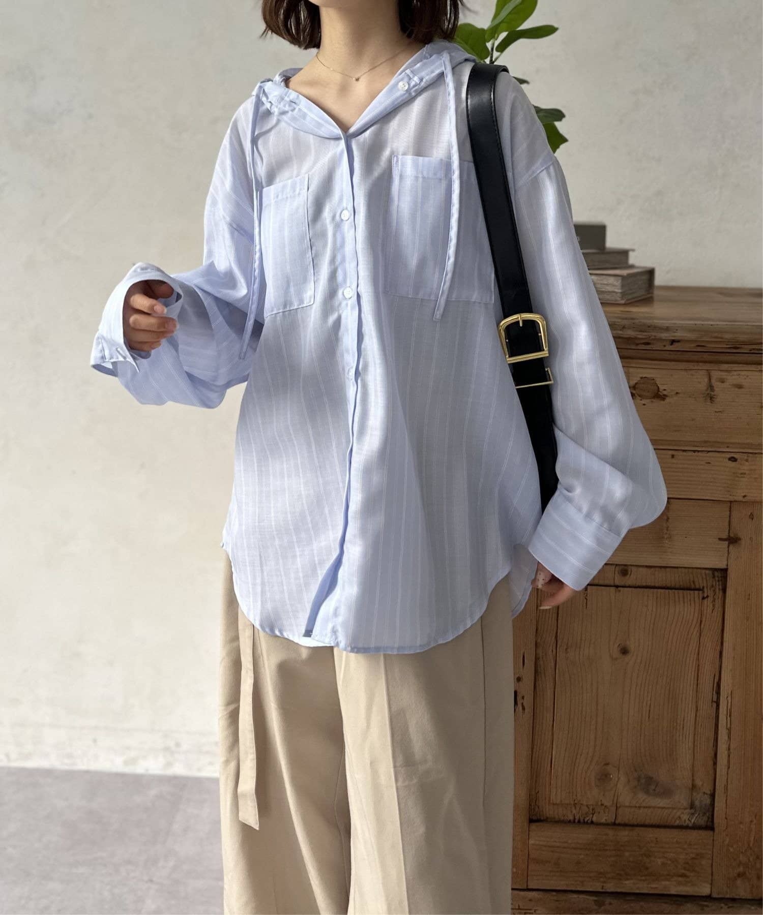 LOCUST(ローカスト) 【シアー素材】フードチェックロングシャツ