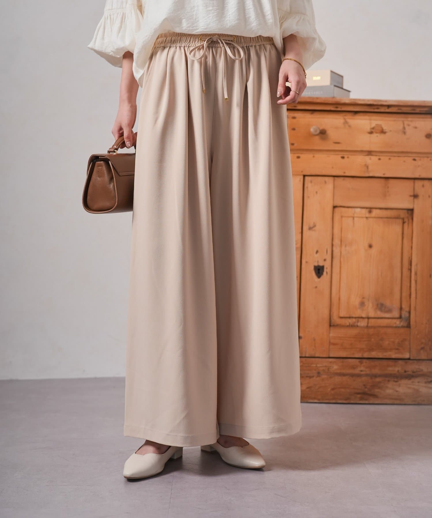 Jena　espace merveilleux(ジェナ　エスパスメルヴェイユ) タックイージーパンツ