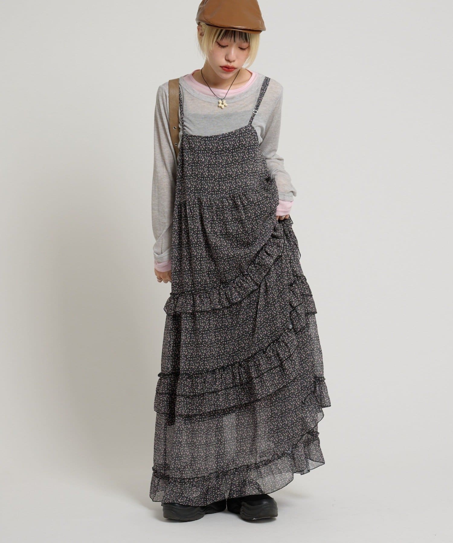 w closet(ダブルクローゼット) 花柄ティアードキャミワンピース