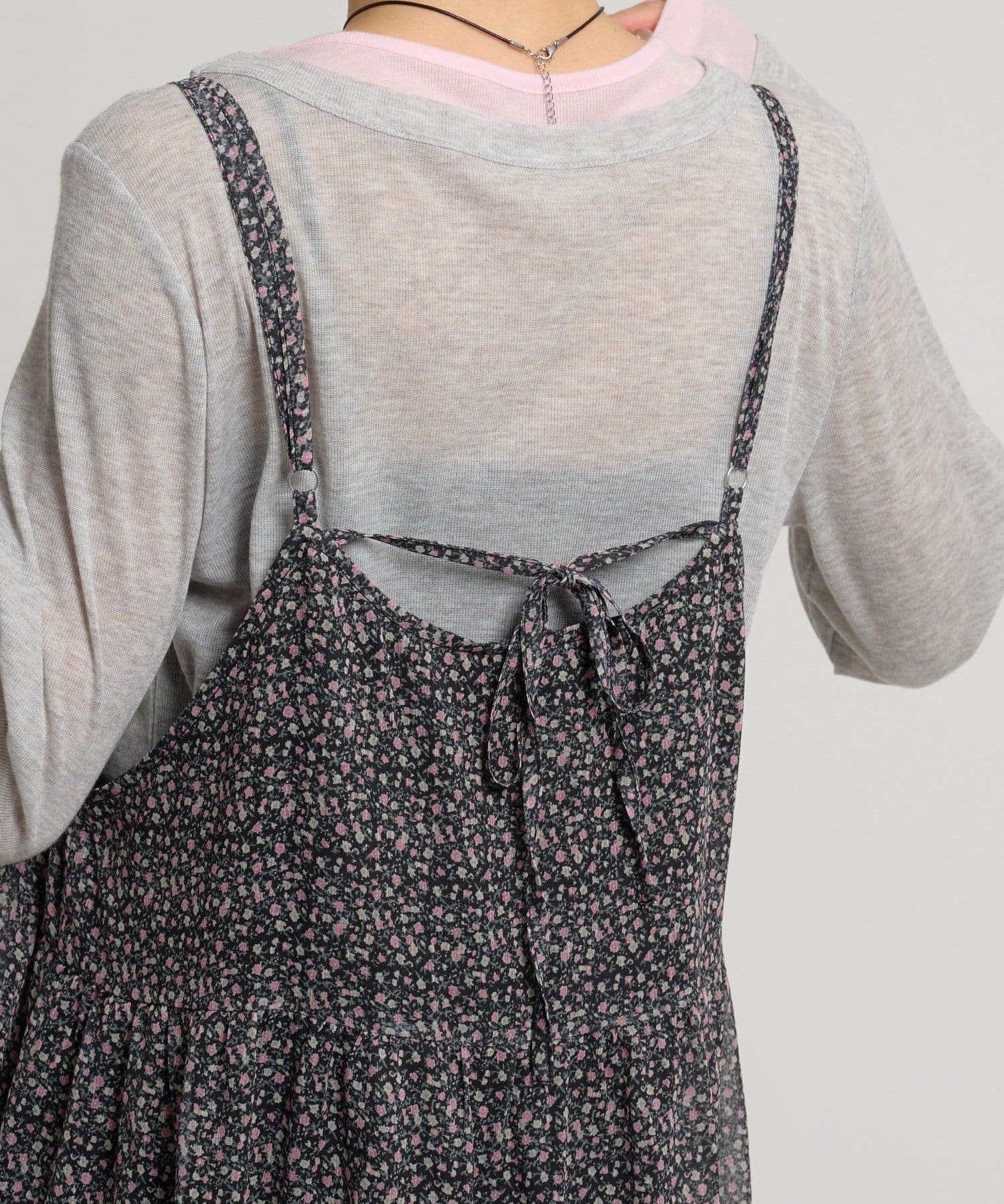 w closet(ダブルクローゼット) 花柄ティアードキャミワンピース