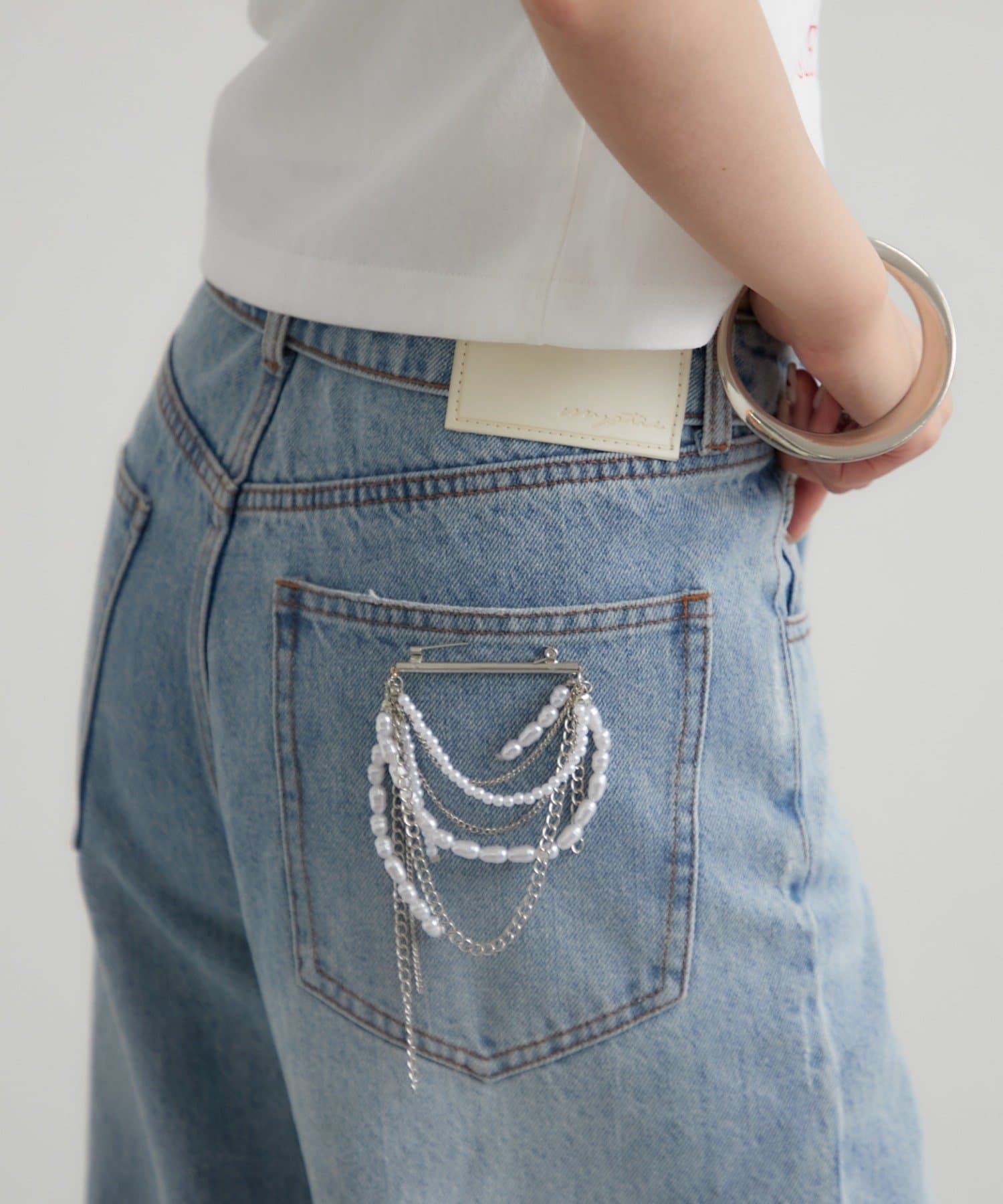 mystic(ミスティック) パールチャームブローチ