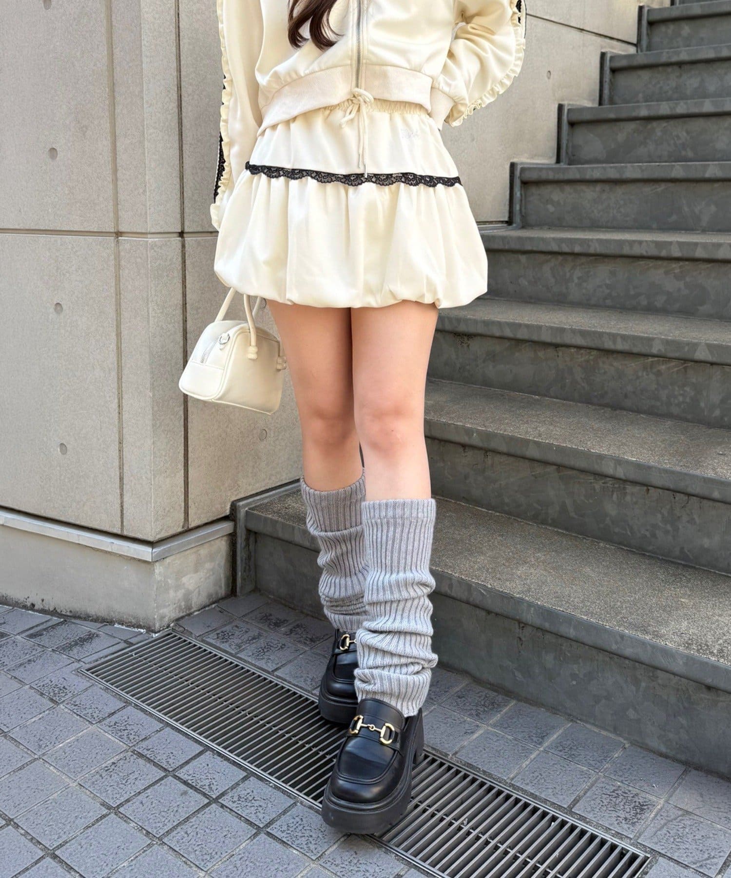 NICE CLAUP / OLIVE des OLIVE OUTLET(ナイスクラップ  / オリーブ デ オリーブ アウトレット) 【continuer】【セットアップ】レースバルーンスカート