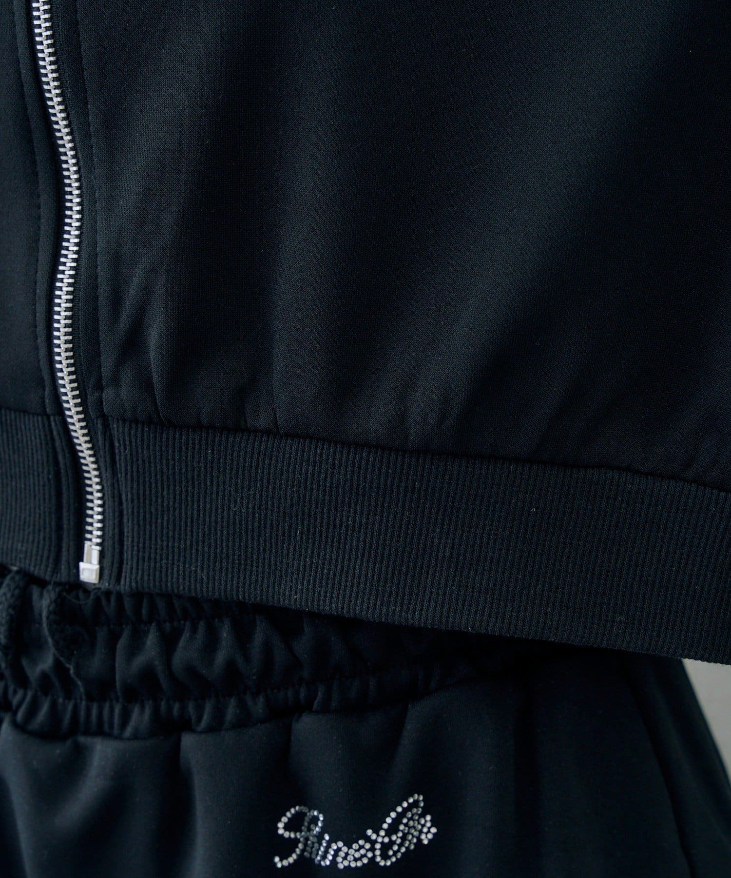 NICE CLAUP / OLIVE des OLIVE OUTLET(ナイスクラップ  / オリーブ デ オリーブ アウトレット) 【continuer】【セットアップ】トラックレースパーカー