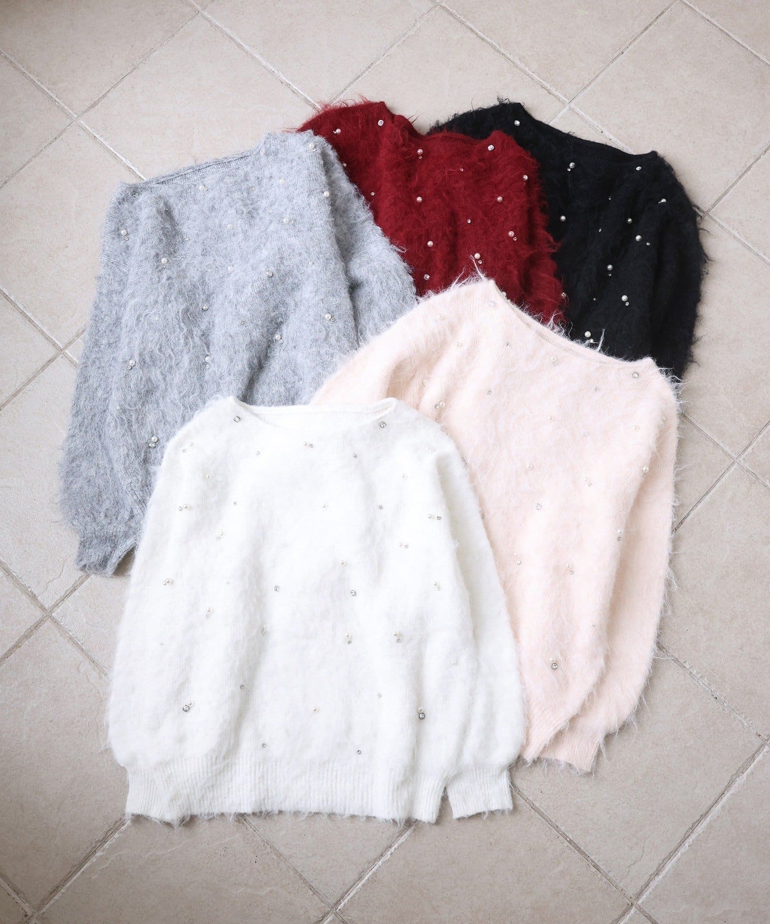 one after another NICE CLAUP(ワンアフターアナザー ナイスクラップ) ビジューシャギーニット