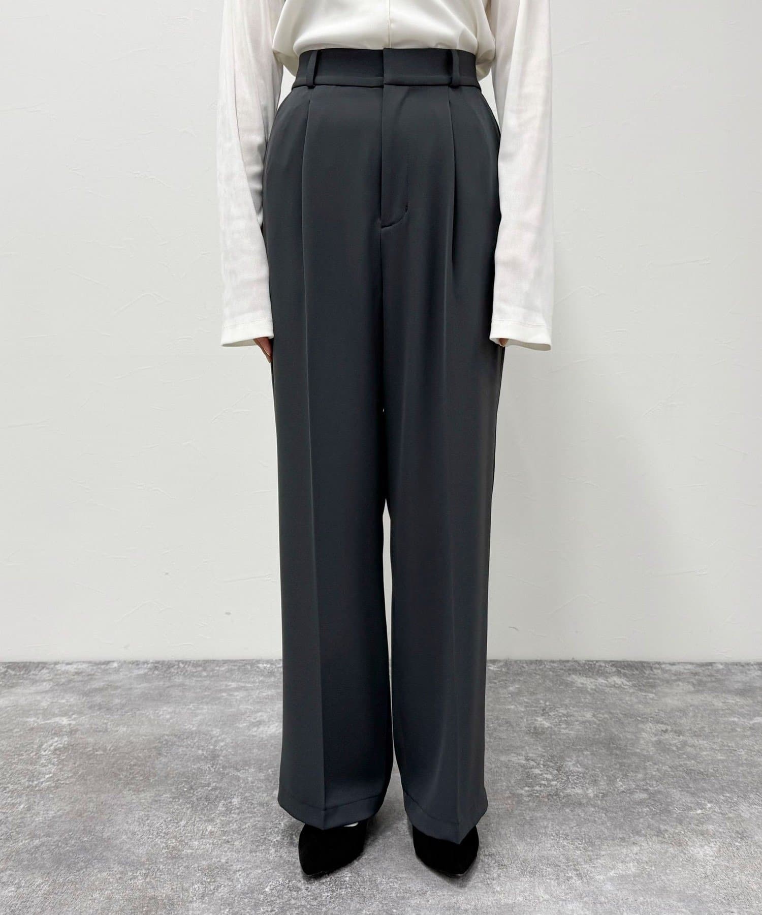 FREDY & GLOSTER(フレディ アンド グロスター) 【オン・オフ対応/高身長サイズあり】とろみツイルタックスラックス