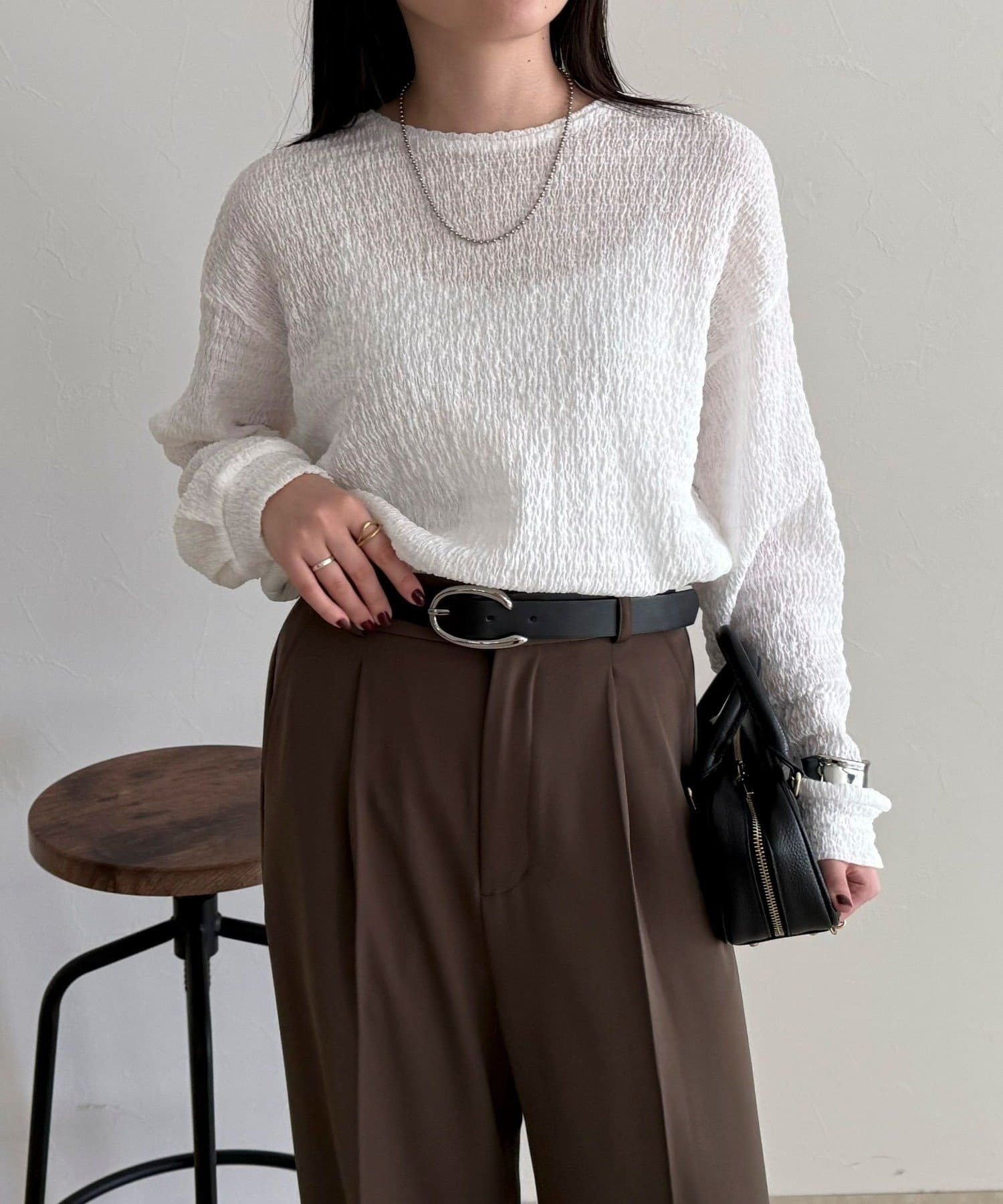 FREDY & GLOSTER(フレディ アンド グロスター) ラウンドヘムカットブラウス