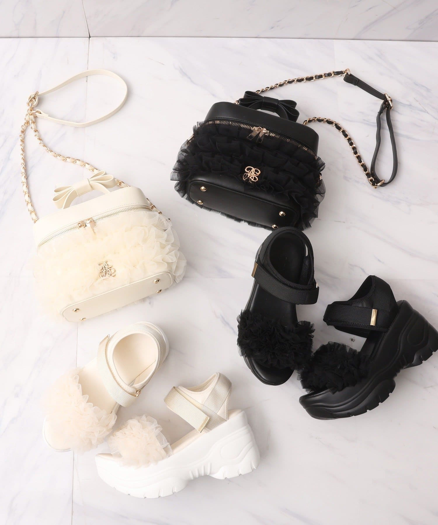 one after another NICE CLAUP(ワンアフターアナザー ナイスクラップ) チュールフリルリボンバニティバッグ