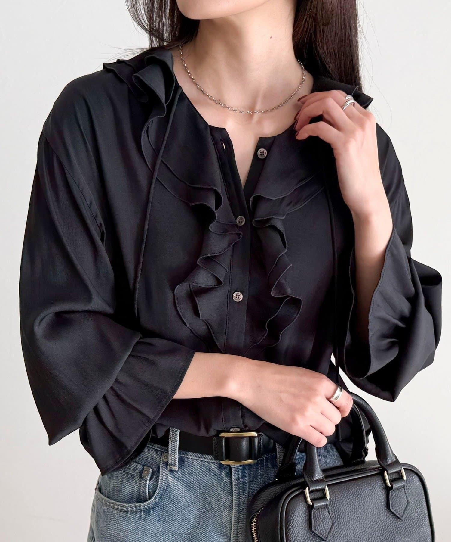 FREDY & GLOSTER(フレディ アンド グロスター) ボリュームフリル前開きブラウス