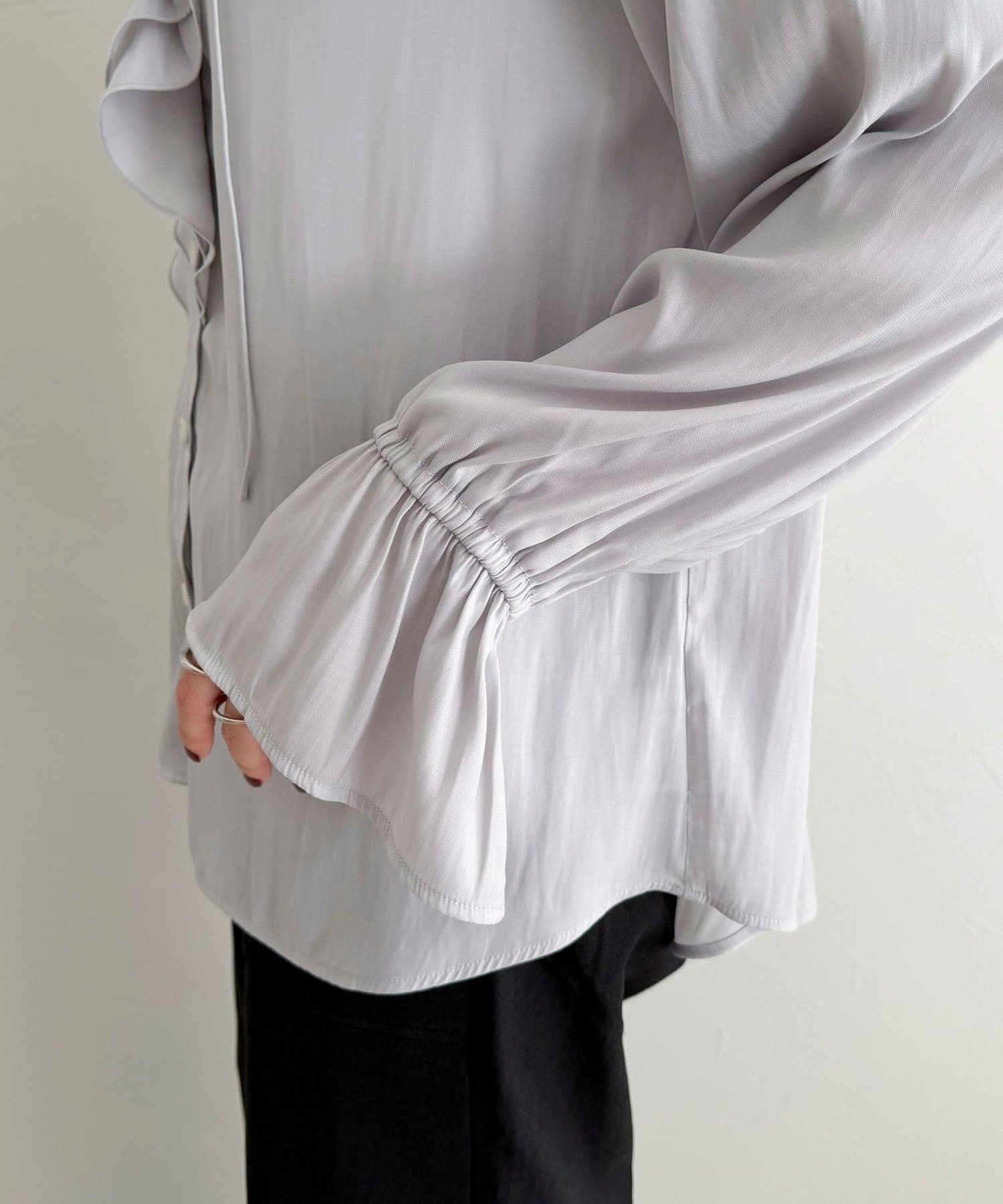 FREDY & GLOSTER(フレディ アンド グロスター) ボリュームフリル前開きブラウス