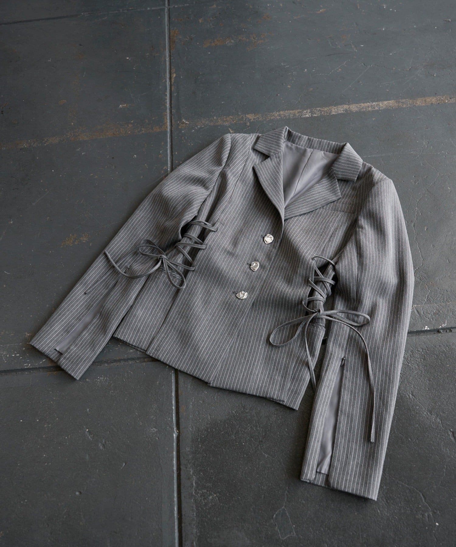 Remind me and forever(リマインドミーアンドフォーエバー) 【Mavie..7】サイドレースUPジャケット