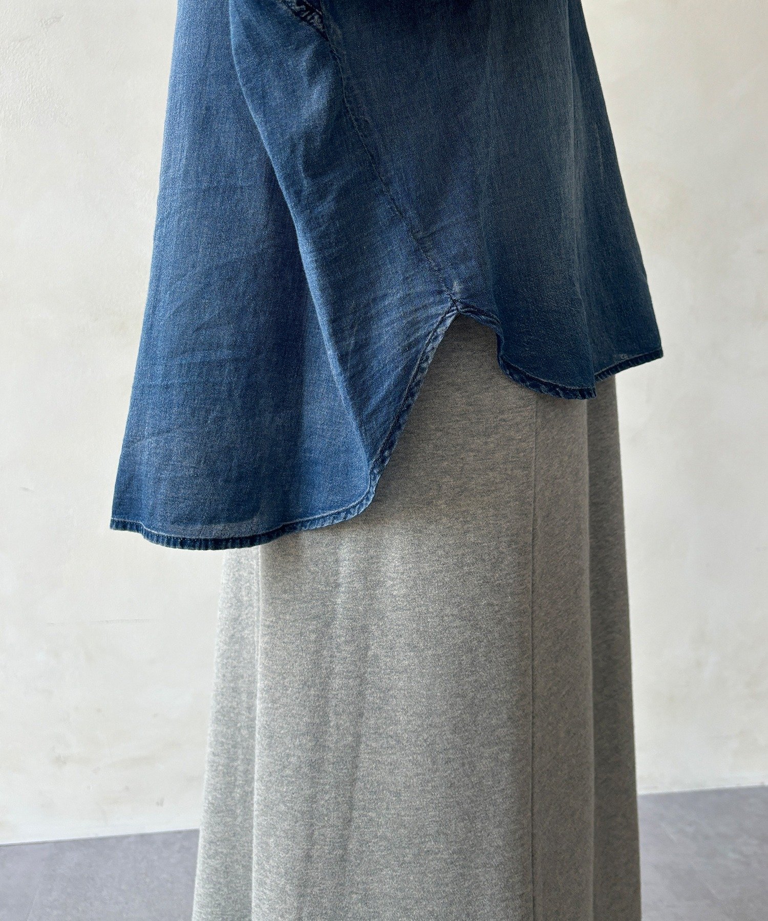 DOUDOU(ドゥドゥ) シアーデニムビッグカフスドルマンシャツ