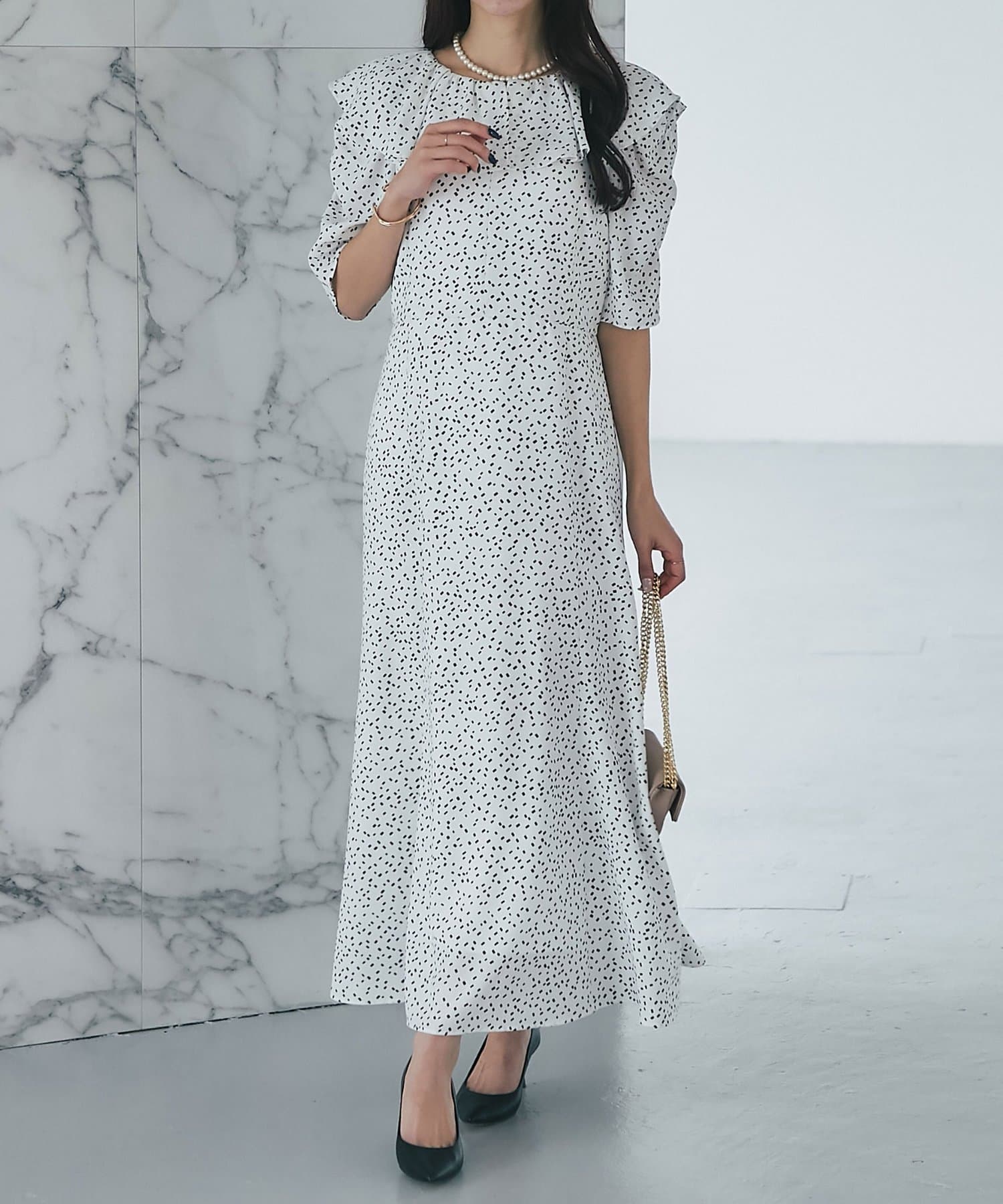 La boutique BonBon(ラブティックボンボン) スクエアドットビッグカラーワンピース