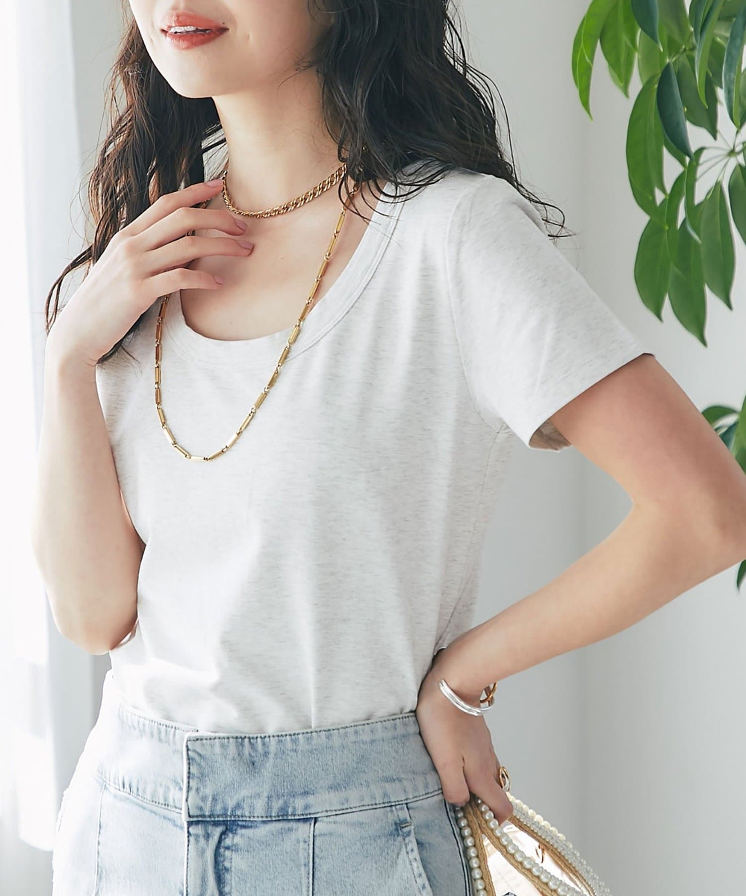 La boutique BonBon(ラブティックボンボン) UネックコンパクトTシャツ