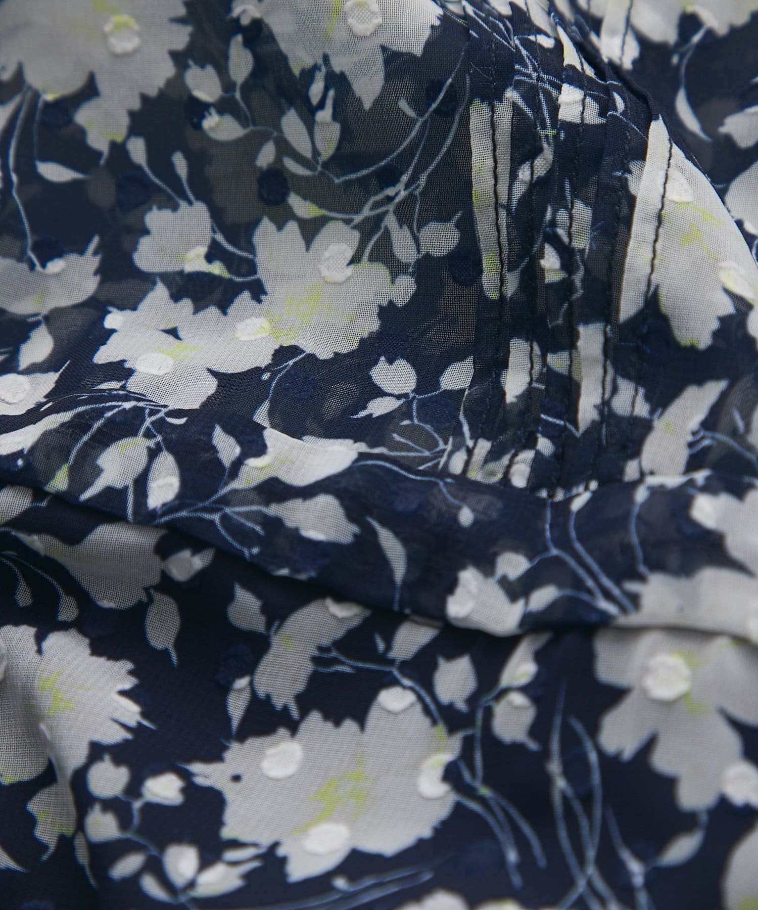 La boutique BonBon(ラブティックボンボン) 【愛されワンピース】フラワープリントバルーンスリーブワンピース