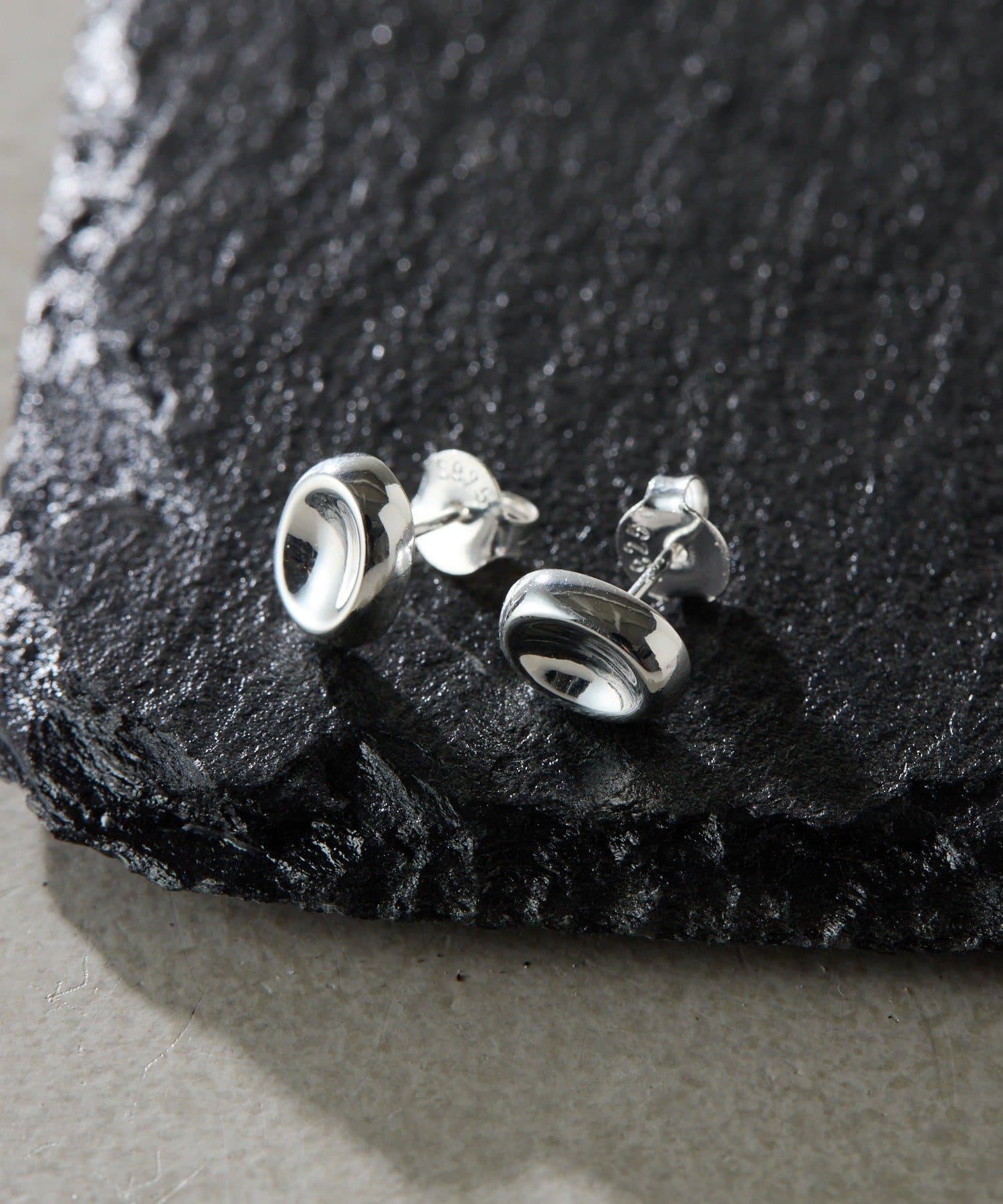 COLLAGE GALLARDAGALANTE(コラージュ ガリャルダガランテ) 【Sivelle./シヴェル】Silver925 プドルピアス