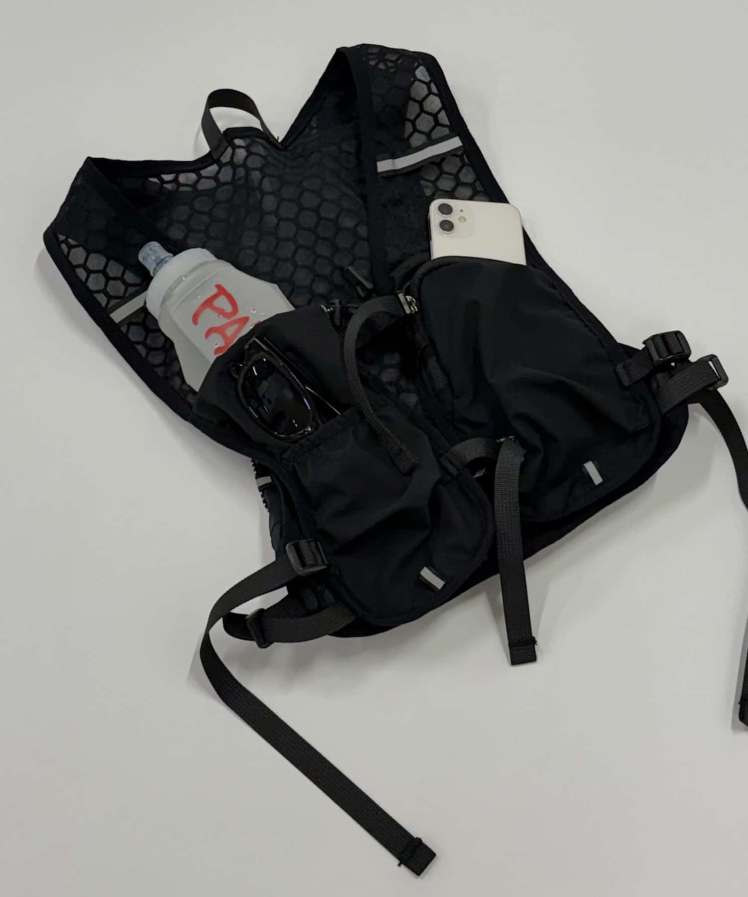 COLONY 2139(コロニー トゥーワンスリーナイン) 撥水ポケットランニングベスト