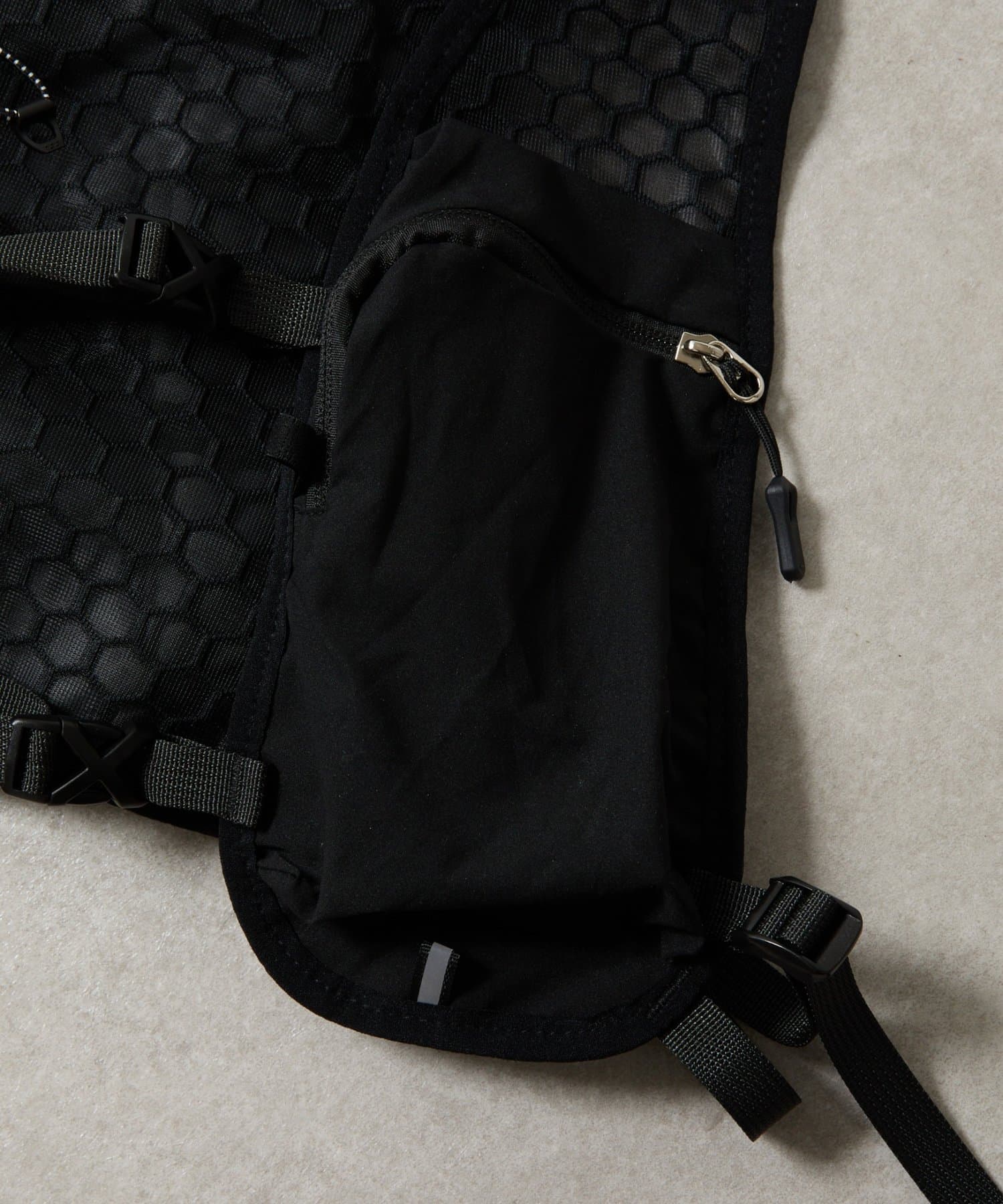 COLONY 2139(コロニー トゥーワンスリーナイン) 撥水ポケットランニングベスト