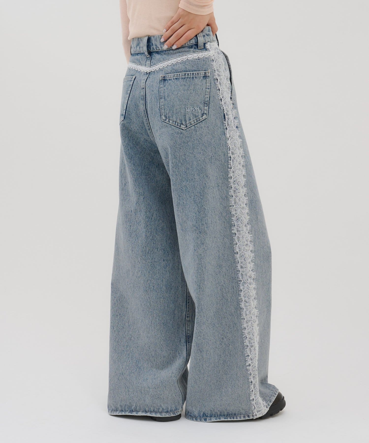 DISCOAT(ディスコート) 【umm./新型登場♡】レース使いデニムワイドパンツ