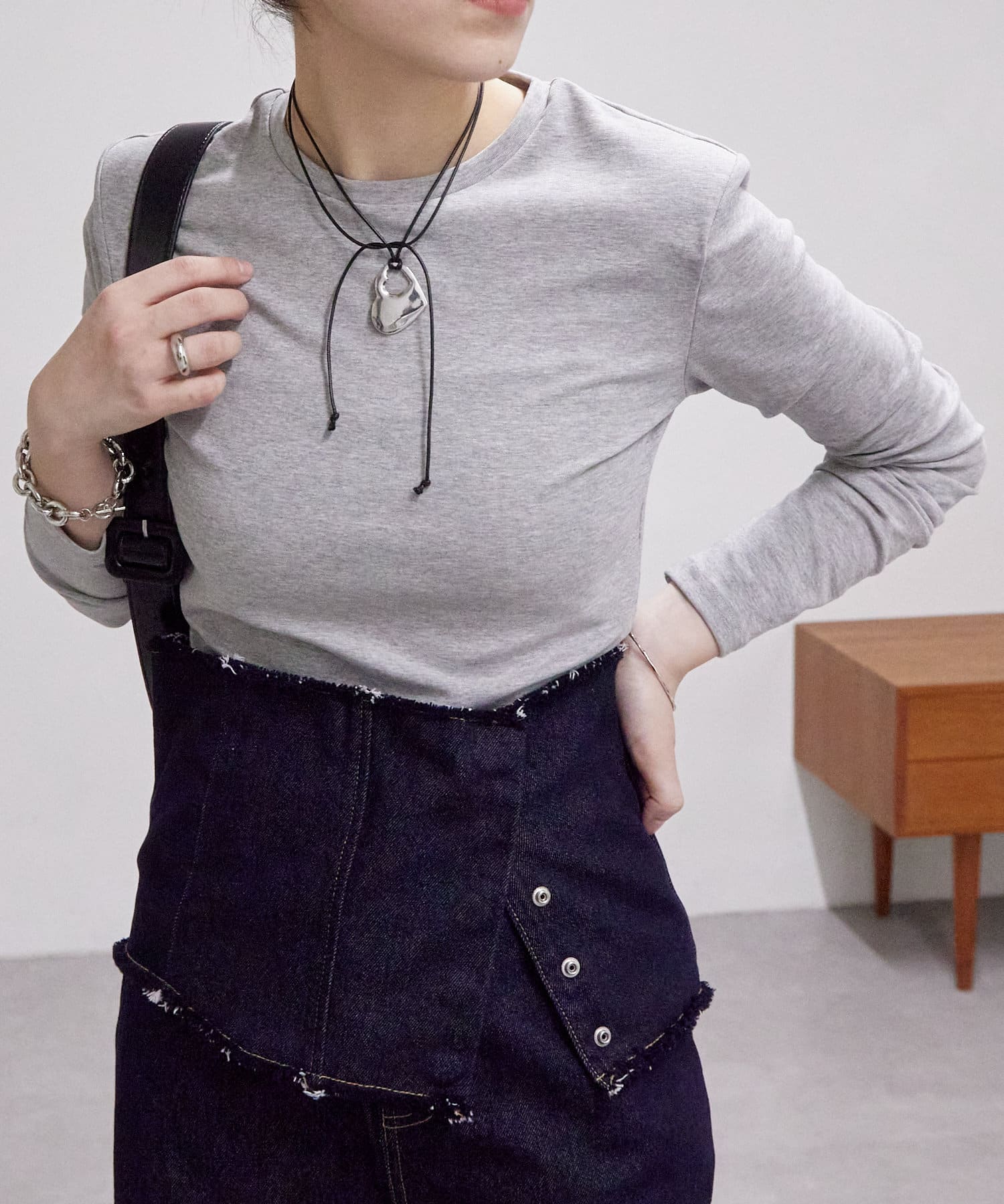 OUTLET(アウトレット) 【mystic】肩パットロングTシャツ