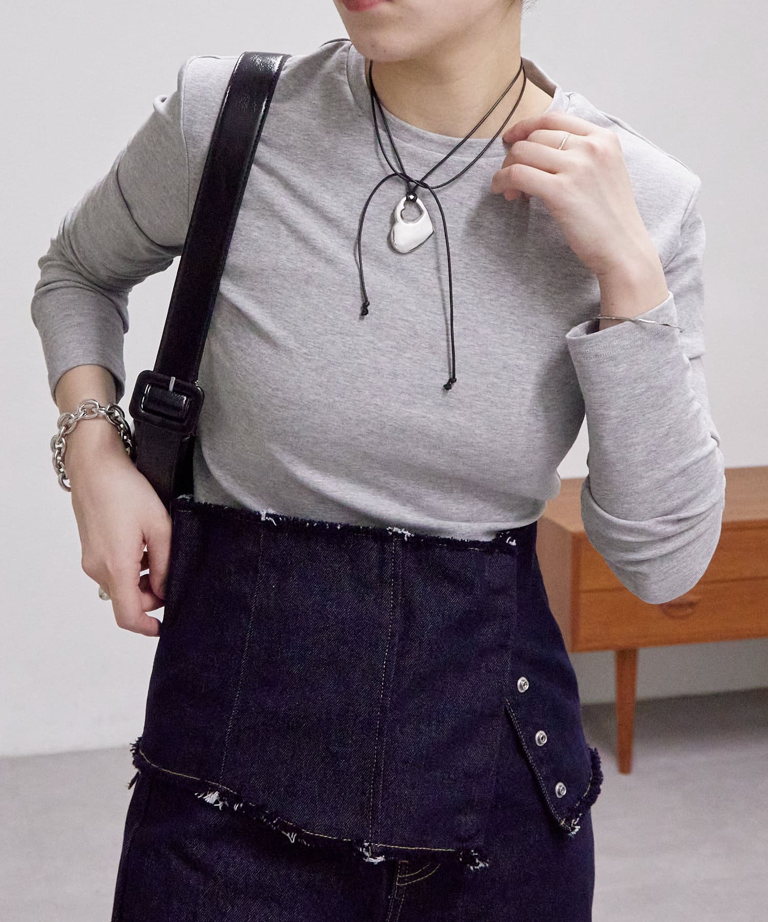 OUTLET(アウトレット) 【mystic】肩パットロングTシャツ