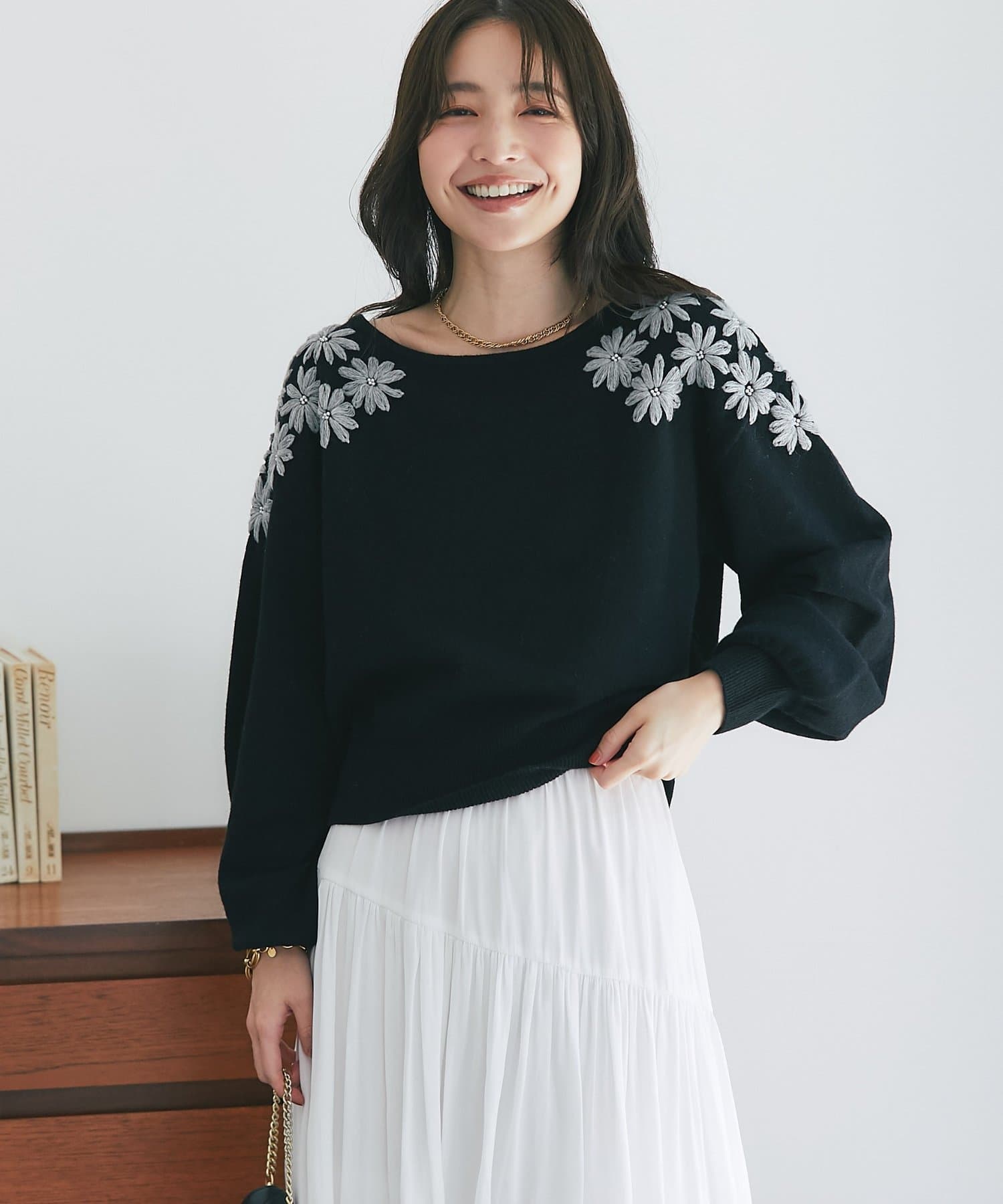 La boutique BonBon】お花刺繍クロップドニット | OUTLET(アウトレット