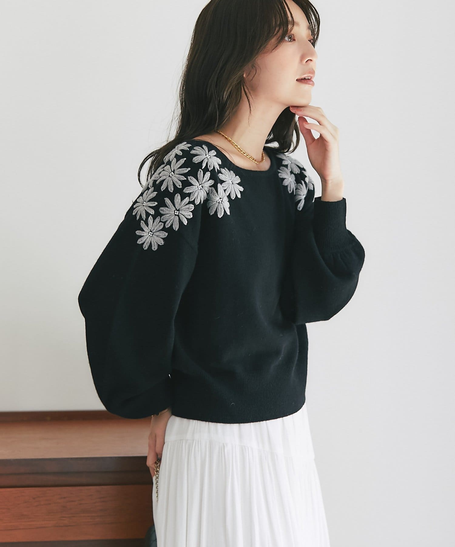 La boutique BonBon】お花刺繍クロップドニット | OUTLET(アウトレット